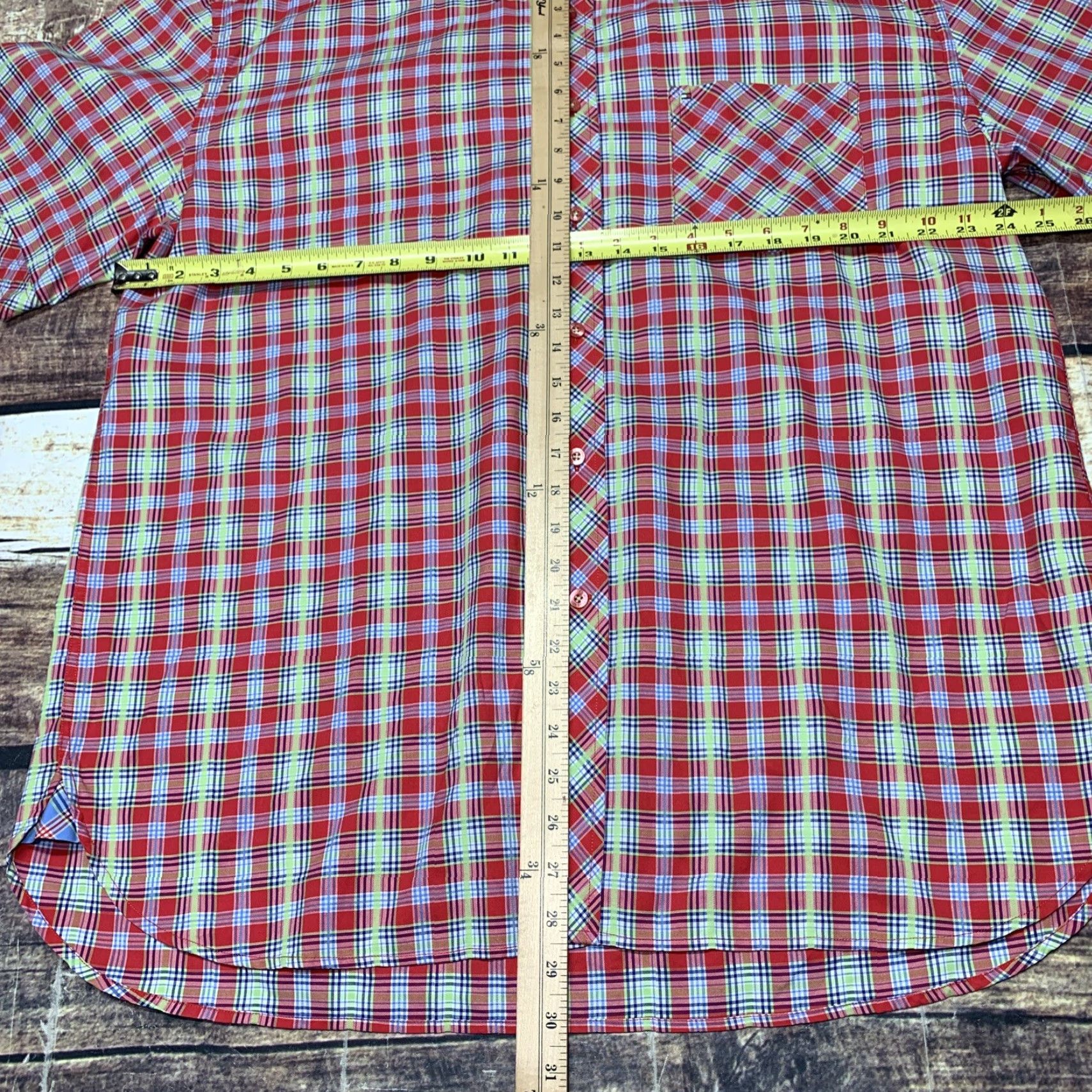 Tommy Hilfiger Tommy Hilfiger Men’s Shirt Size XL Short Sleeve Red Plaid December 2004 Cotton Button-Up Shirt Size US XL / EU 56 / 4 - 6 Thumbnail