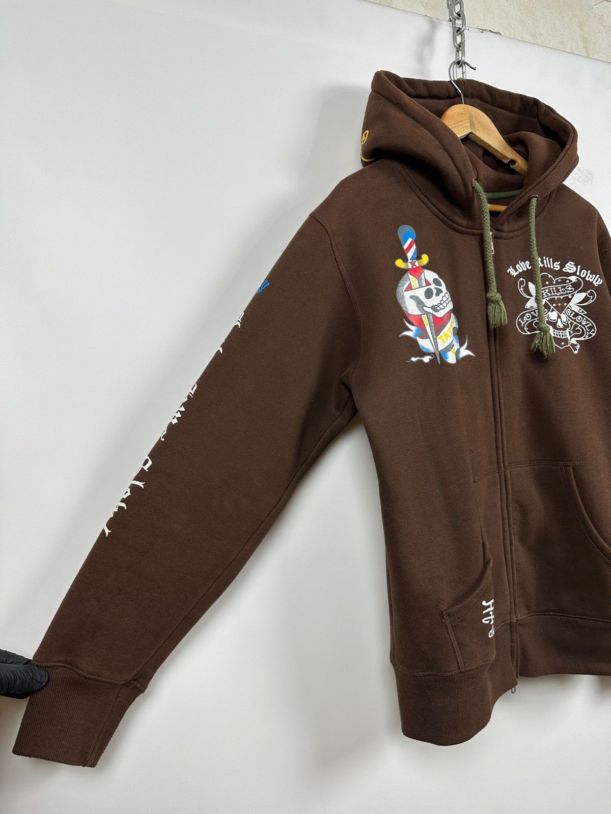 Ed Hardy Vintage Ed Hardy Rhinestones Skull Zip Up Brown Hoodie Size US M / EU 48-50 / 2 - 8 Thumbnail