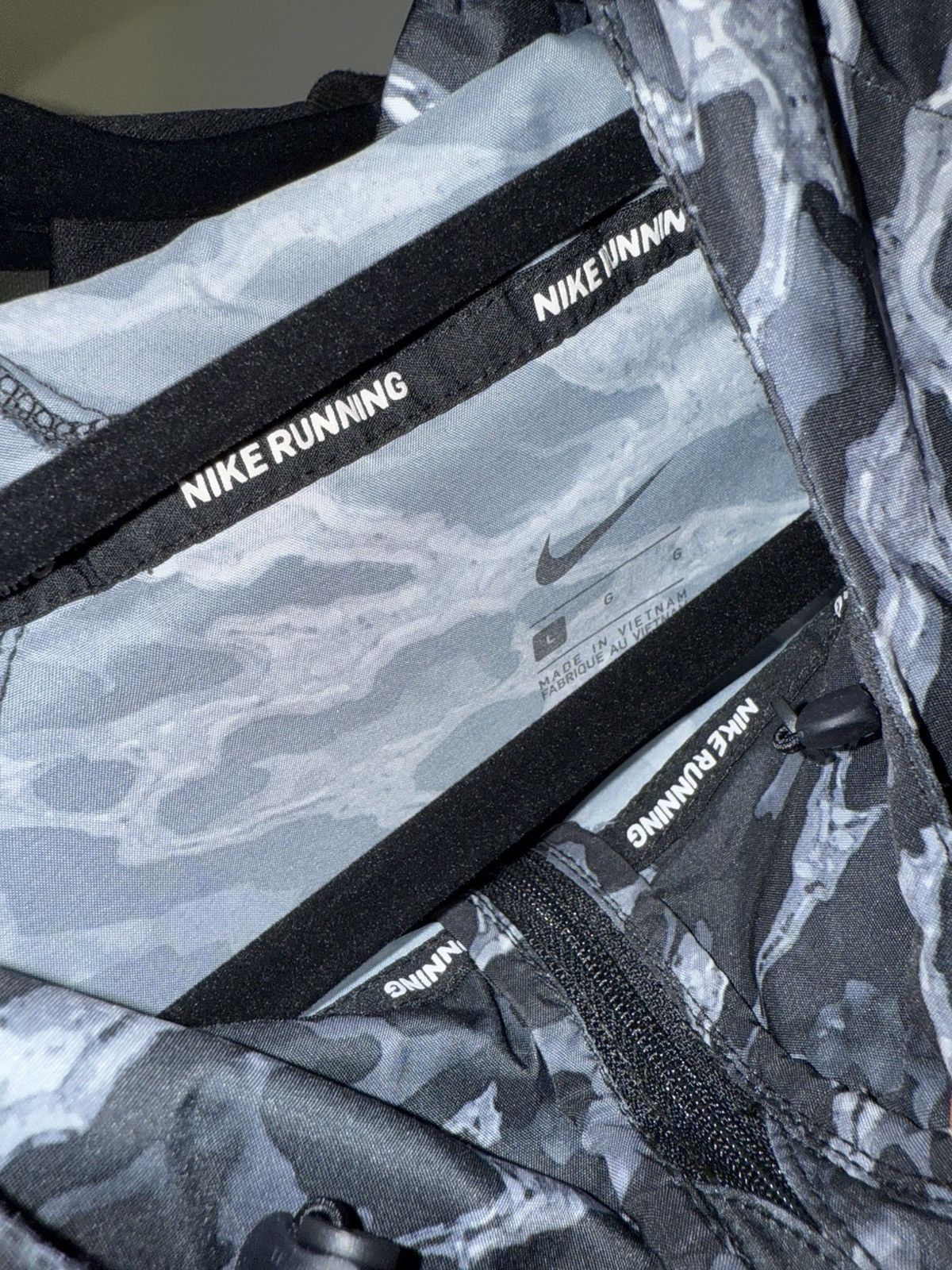 Nike Nike 3M Reflective “Wildrun” Windbreaker (L) Size US L / EU 52-54 / 3 - 2 Thumbnail