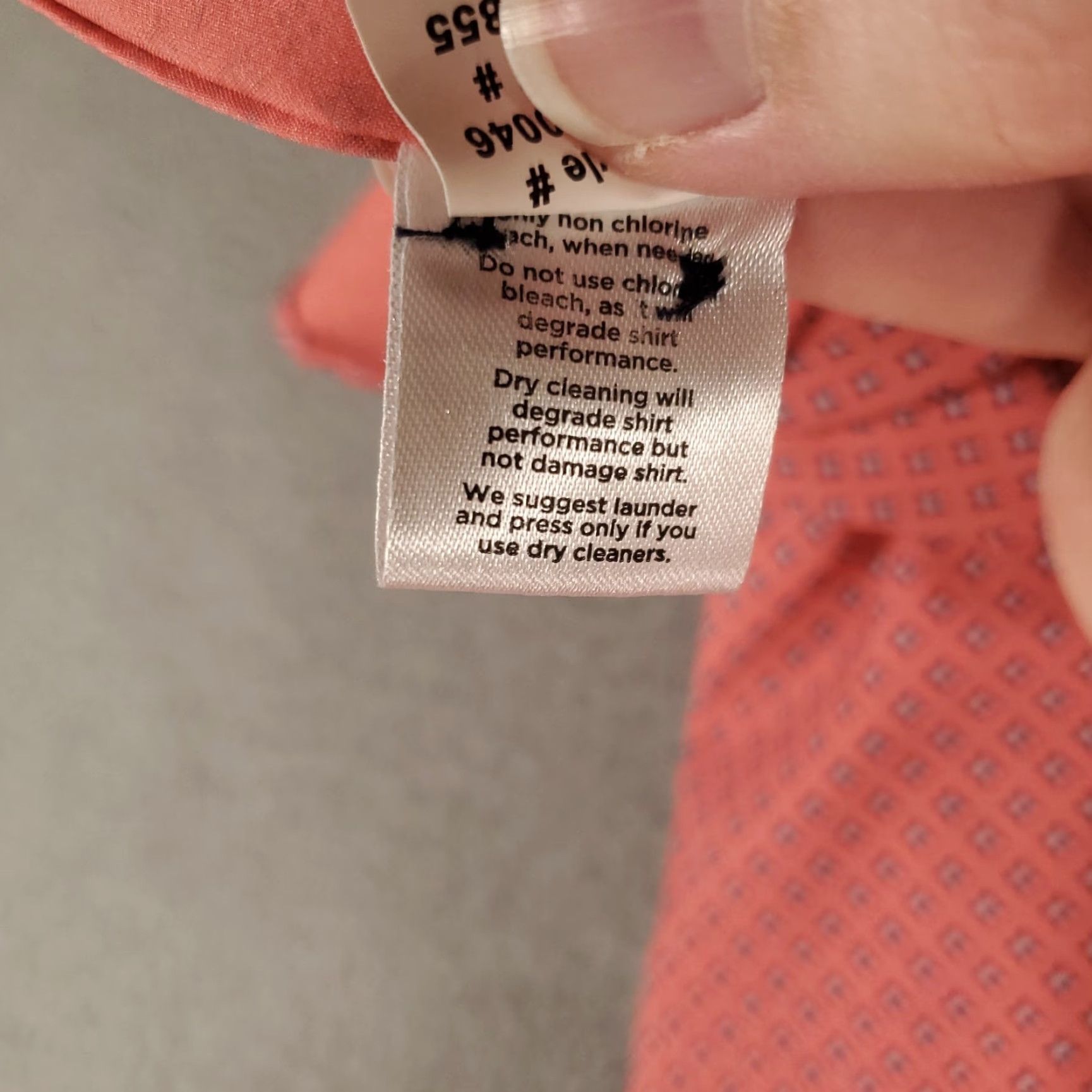 Mizzen+Main Mizzen+Main Shirt Button-Up Mens Medium Pink Diamond Print Stretch Size US M / EU 48-50 / 2 - 6 Thumbnail