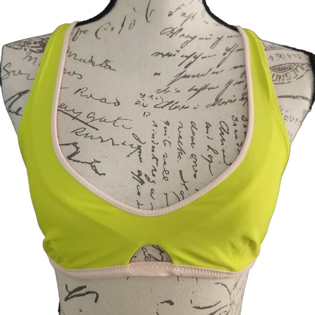 Lululemon Lululemon Women's Size 8 Surf to Sand Reversible Bikini Top Size M / US 6-8 / IT 42-44 - 1 Thumbnail