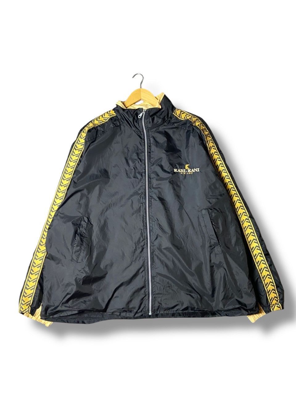 Karl Kani KARL KANI Zip Up Tracksuit Jacket (161) Size US XL / EU 56 / 4 - 1 Thumbnail