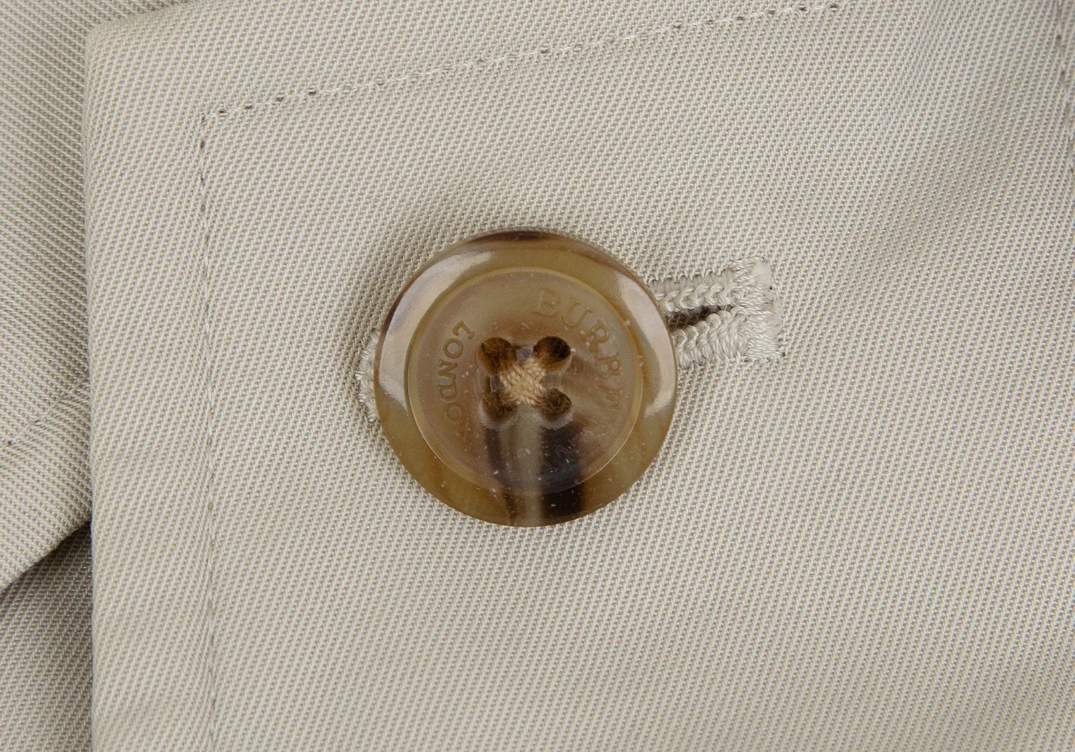 Burberry Beige Stand Collar Coat in Size M Size US M / EU 48-50 / 2 - 4 Thumbnail