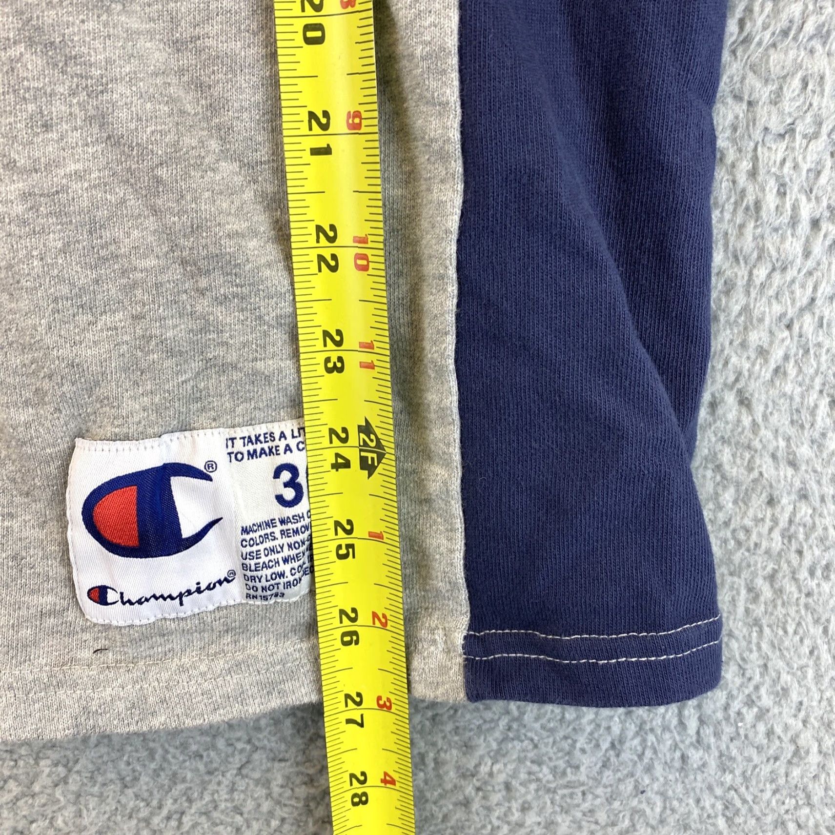 Champion VINTAGE Champion Mens Tee Tshirt Gray Size S Small Crew Neck Short Sleeve Cotton Logo Printed Boys? Size US S / EU 44-46 / 1 - 6 Thumbnail
