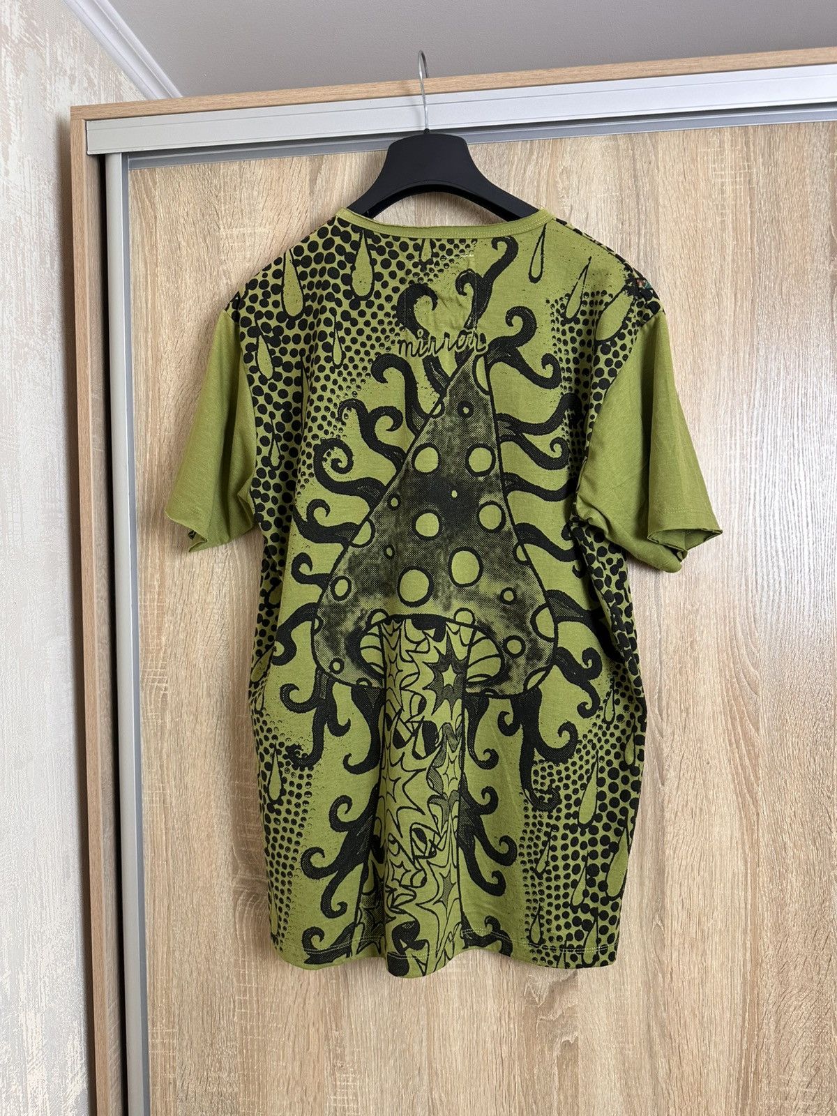Japanese Brand 🔥 Mirror LSD Mushroom Multicolour All Print Vintage T Shirt Size US XXL / EU 58 / 5 - 5 Thumbnail