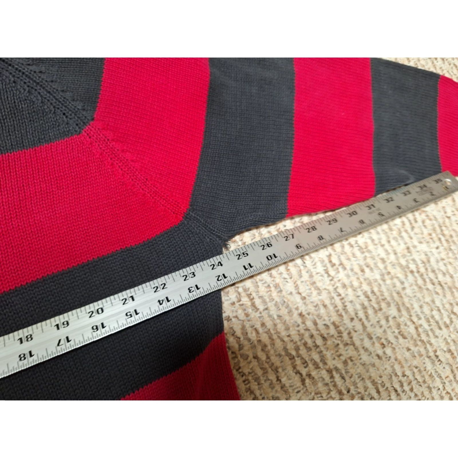 Vintage VINTAGE 90s Kurt Cobain Striped Sweater Freddy Krueger Grunge Nirvana Red and Black L/XL Unisex Sweater Mens Womens Girls Boys Size US L / EU 52-54 / 3 - 4 Thumbnail