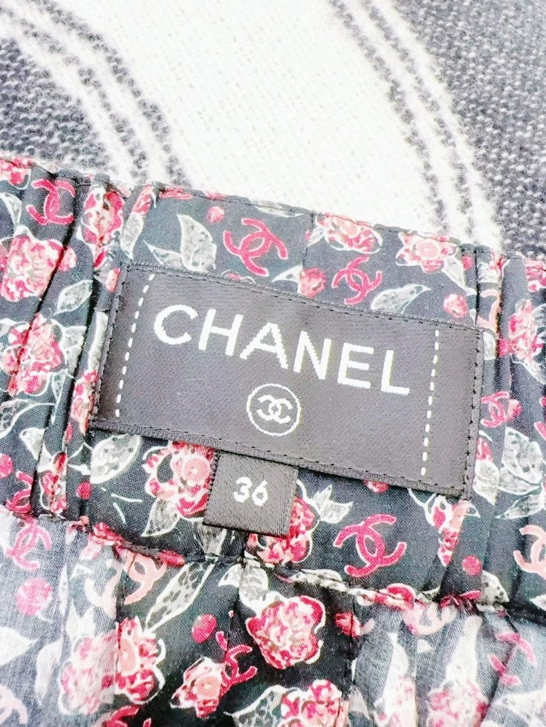 Chanel Chanel 24B broken flower logo trousers Size 24" / US 00 / IT 34 - 4 Thumbnail