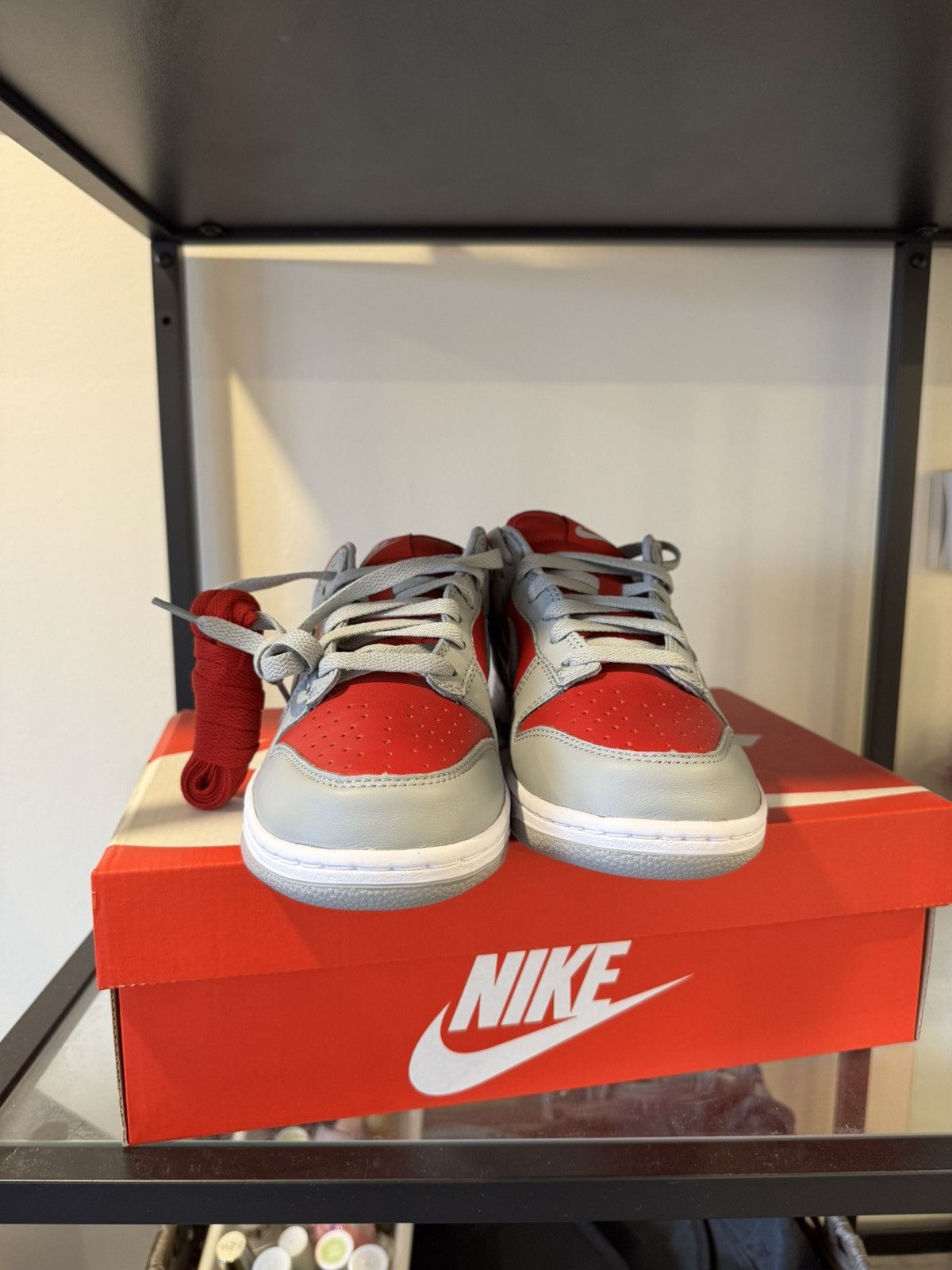 Nike Nike Dunk Low Varsity Red Silver Grey Red Deadstock Sneakers Size US 6 / EU 39 - 2 Thumbnail