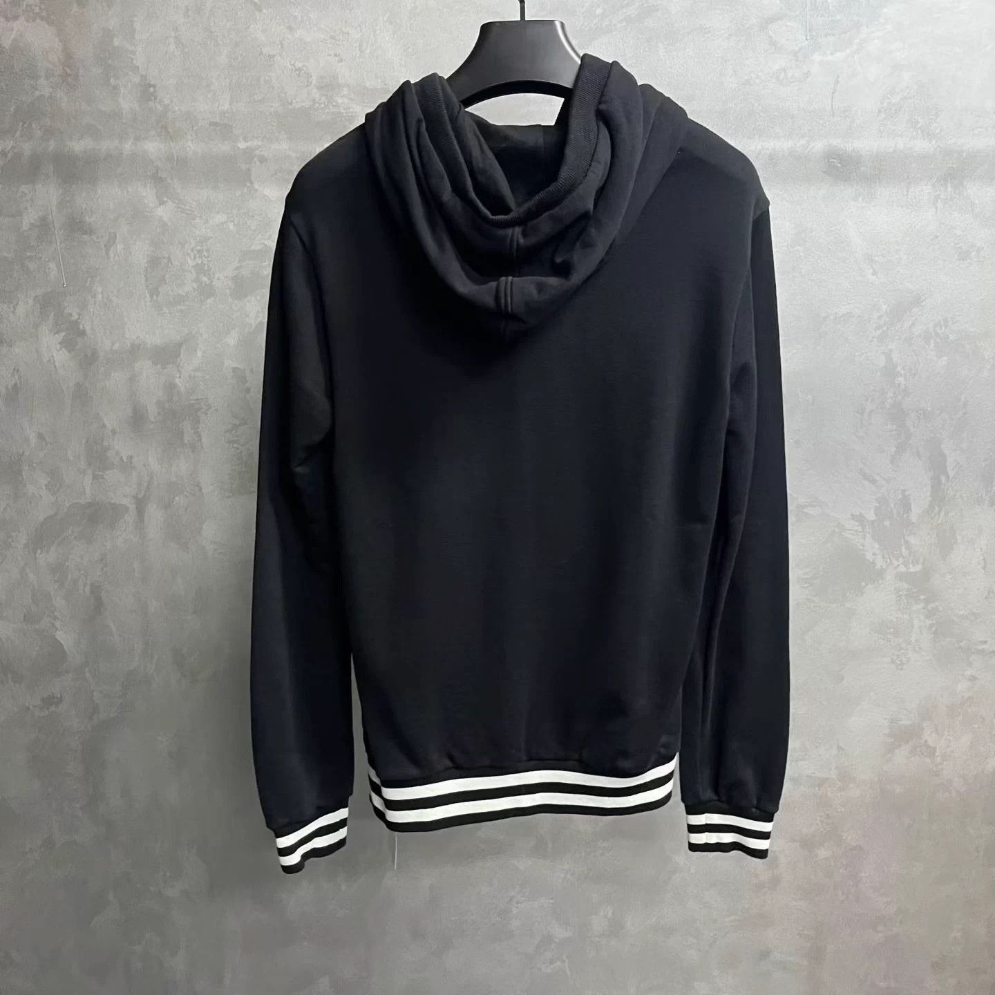 Dolce & Gabbana DG Black Print Hooded Longsleeve Sweatshirt 44 Size US S / EU 44-46 / 1 - 2 Thumbnail