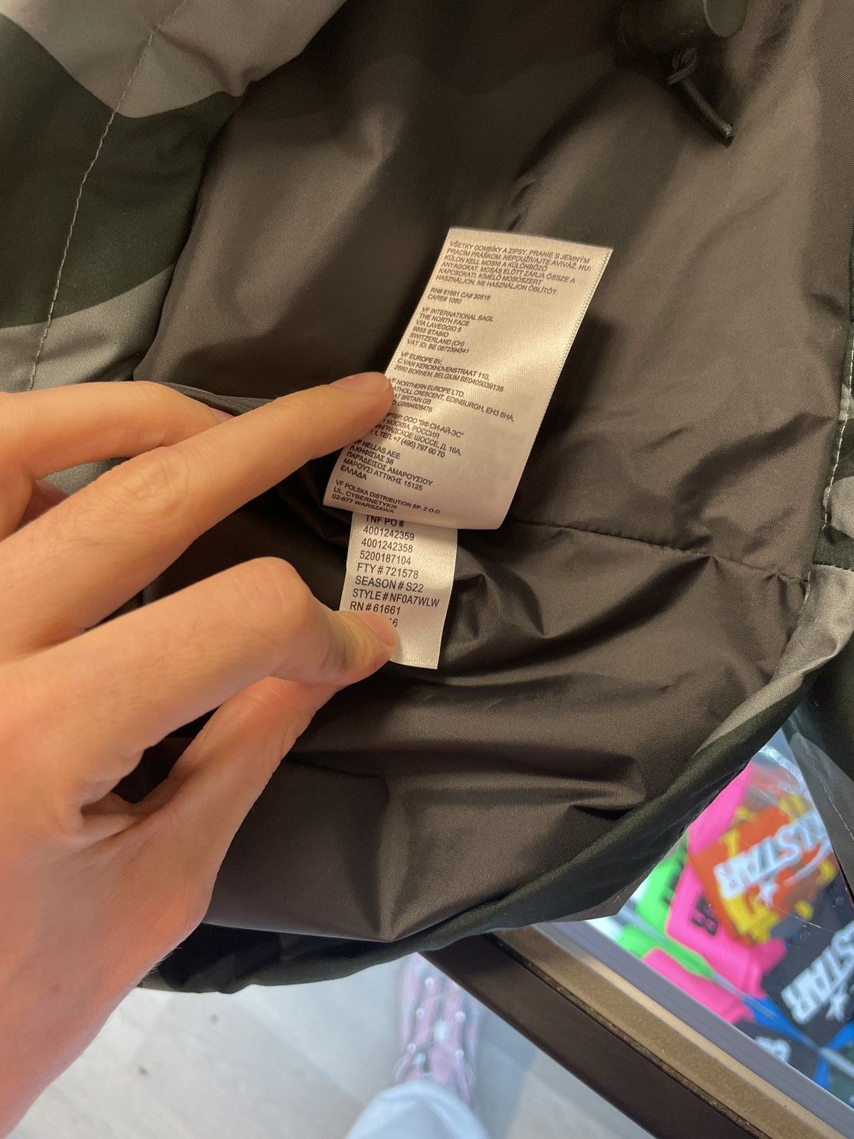 Kaws × The North Face Kaws TNF Balsam Retro 1986 Jacket Size US XL / EU 56 / 4 - 5 Thumbnail