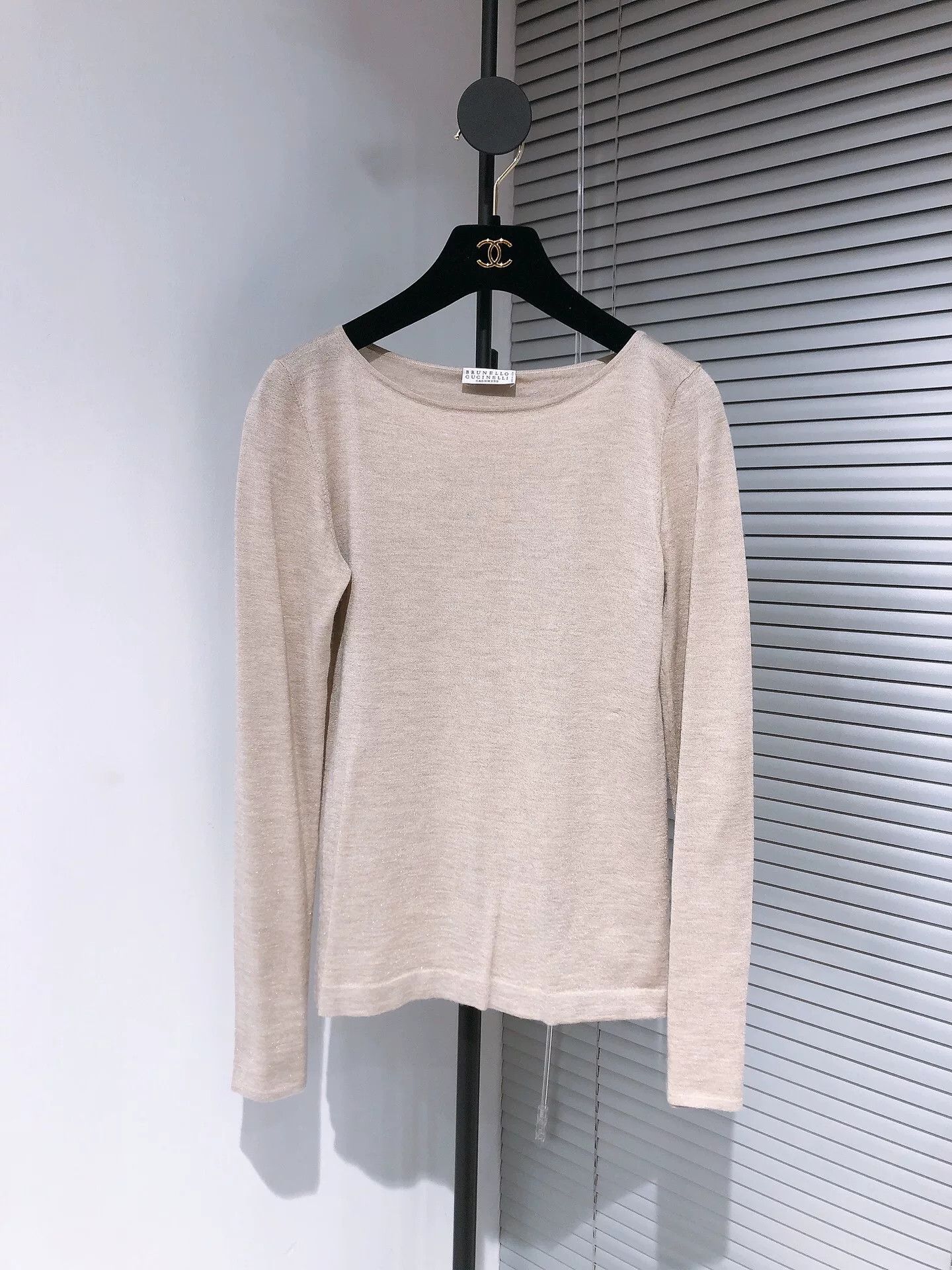 Brunello Cucinelli Brunello Cucinelli Beige Velvet Sweater Size US XS / EU 42 / 0 - 1 Thumbnail
