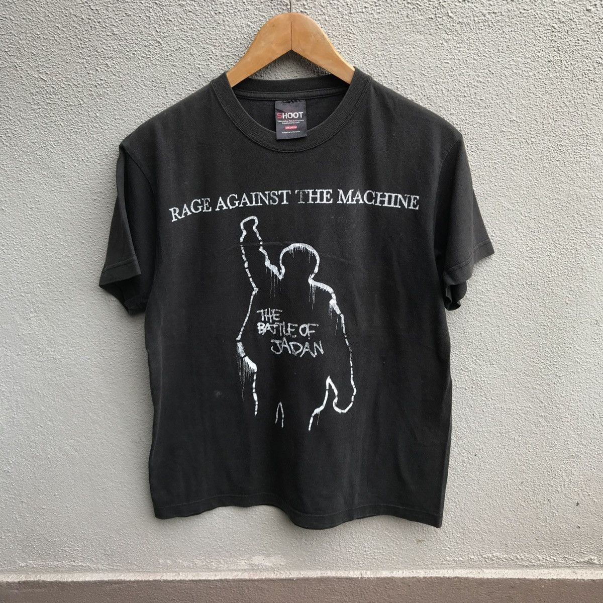 Band Tees Vintage RAGE AGAINST THE MACHINE band tee y2k tour japan Size US M / EU 48-50 / 2 - 1 Thumbnail