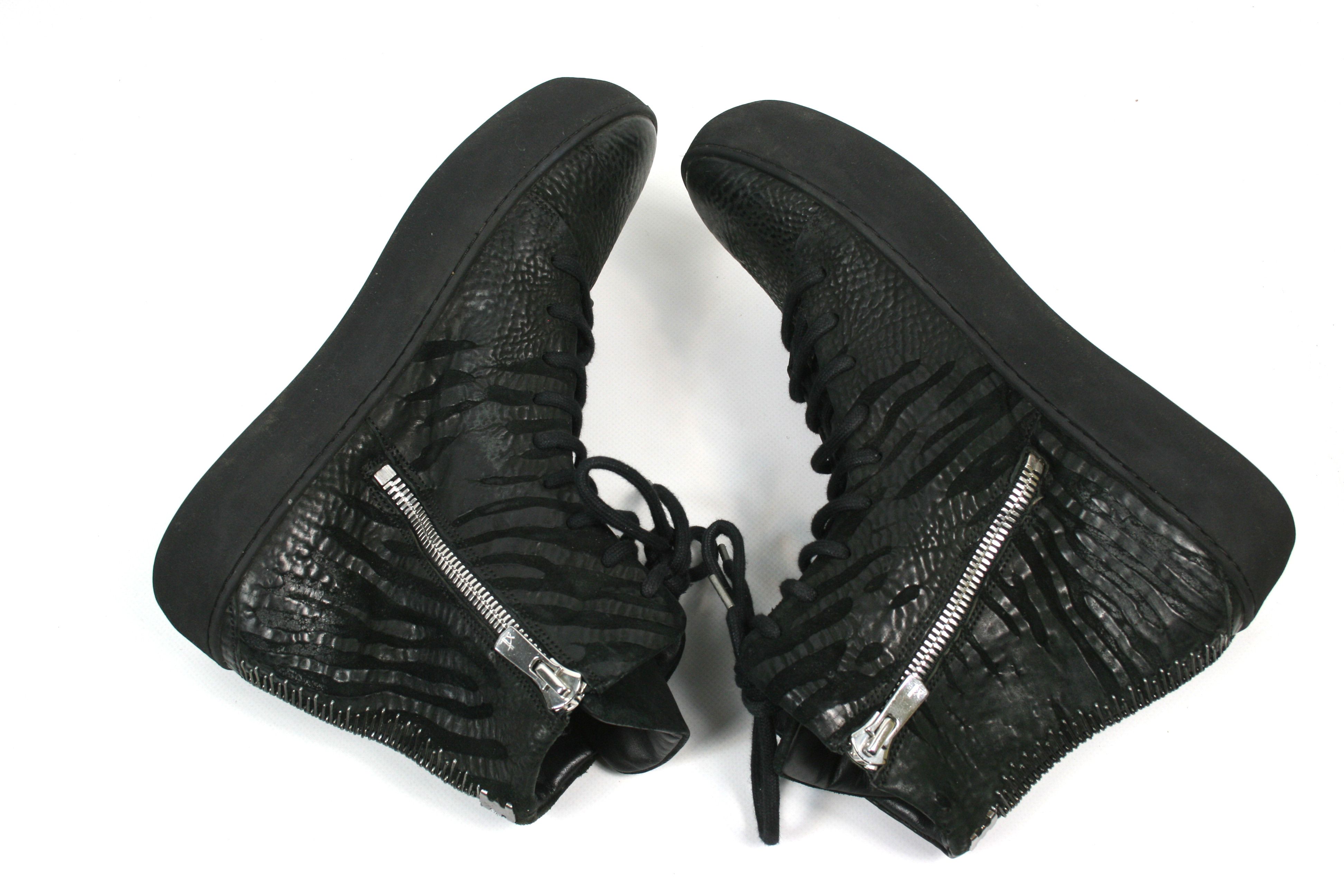 Isaac Sellam Experience X Conspiracy Culatta Horse Leather Side Zip Sneakers Size US 7 / EU 40 - 8 Thumbnail