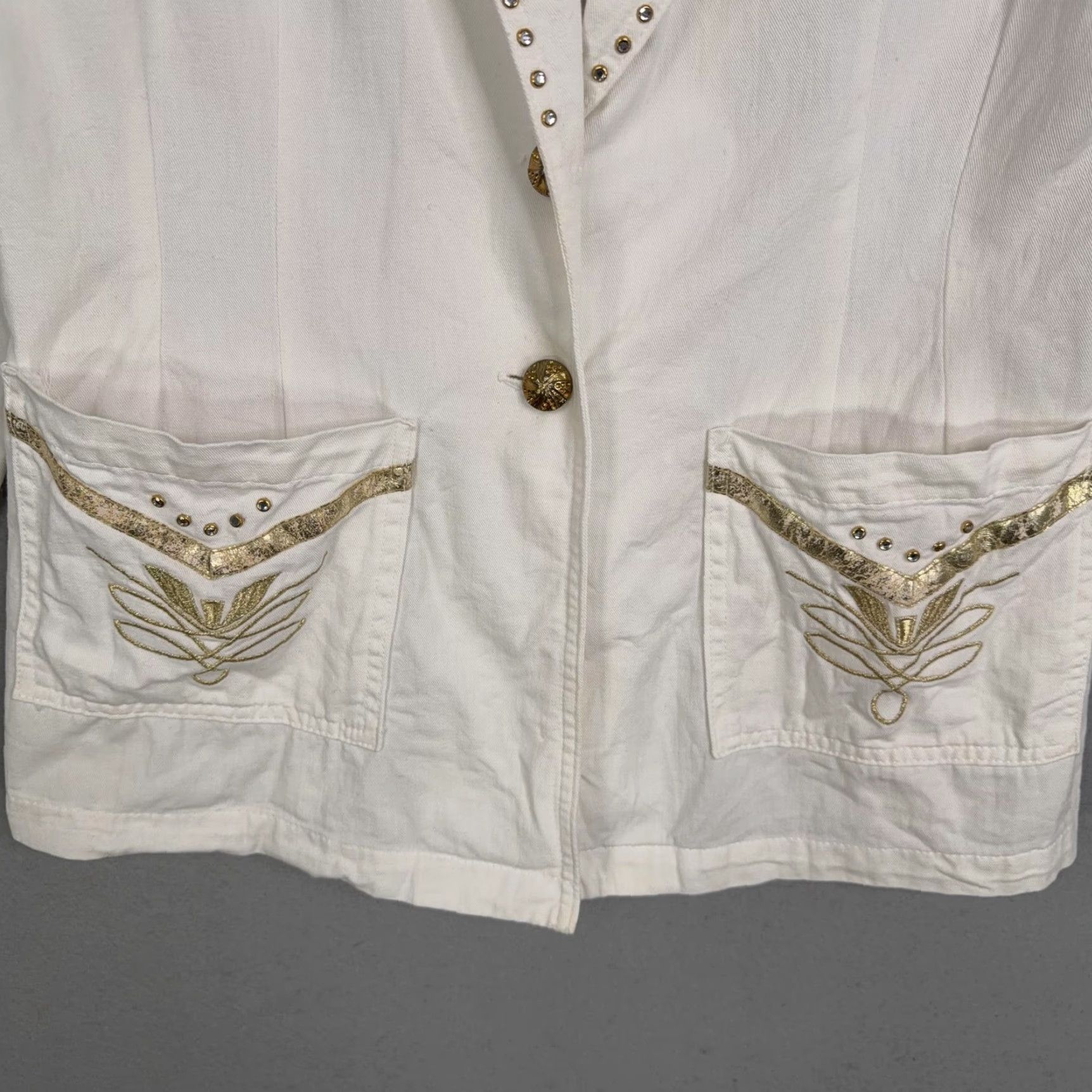 Vintage VINTAGE d. Frank Blazer Womens 10 White Western Studded Embroidered USA Gold Shirt Womens Size L / US 10 / IT 46 - 3 Thumbnail