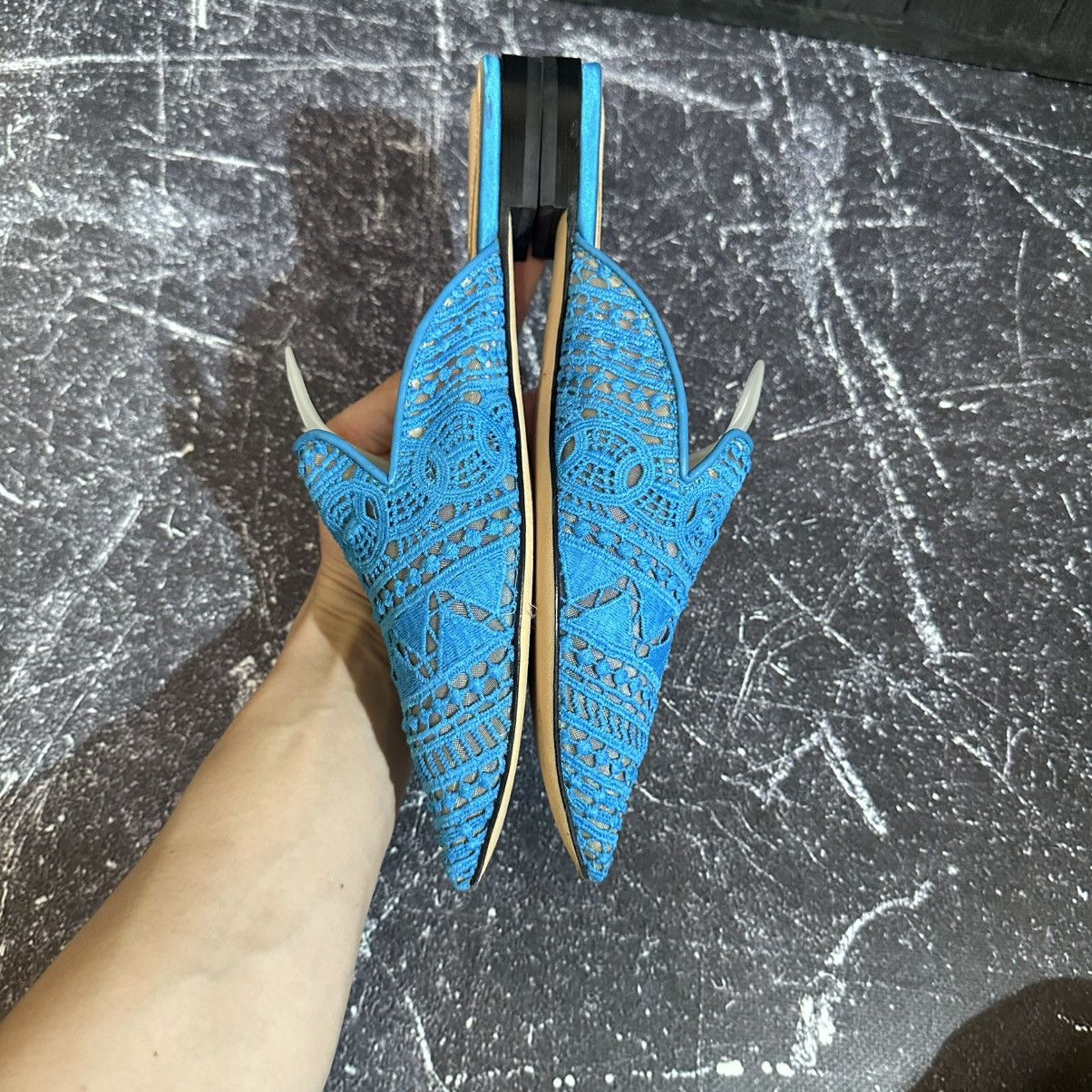 Alberta Ferretti Alberta Ferretti Blue Lace and Satin trim Flat mules size 41 Size US 11 / IT 41 - 13 Thumbnail