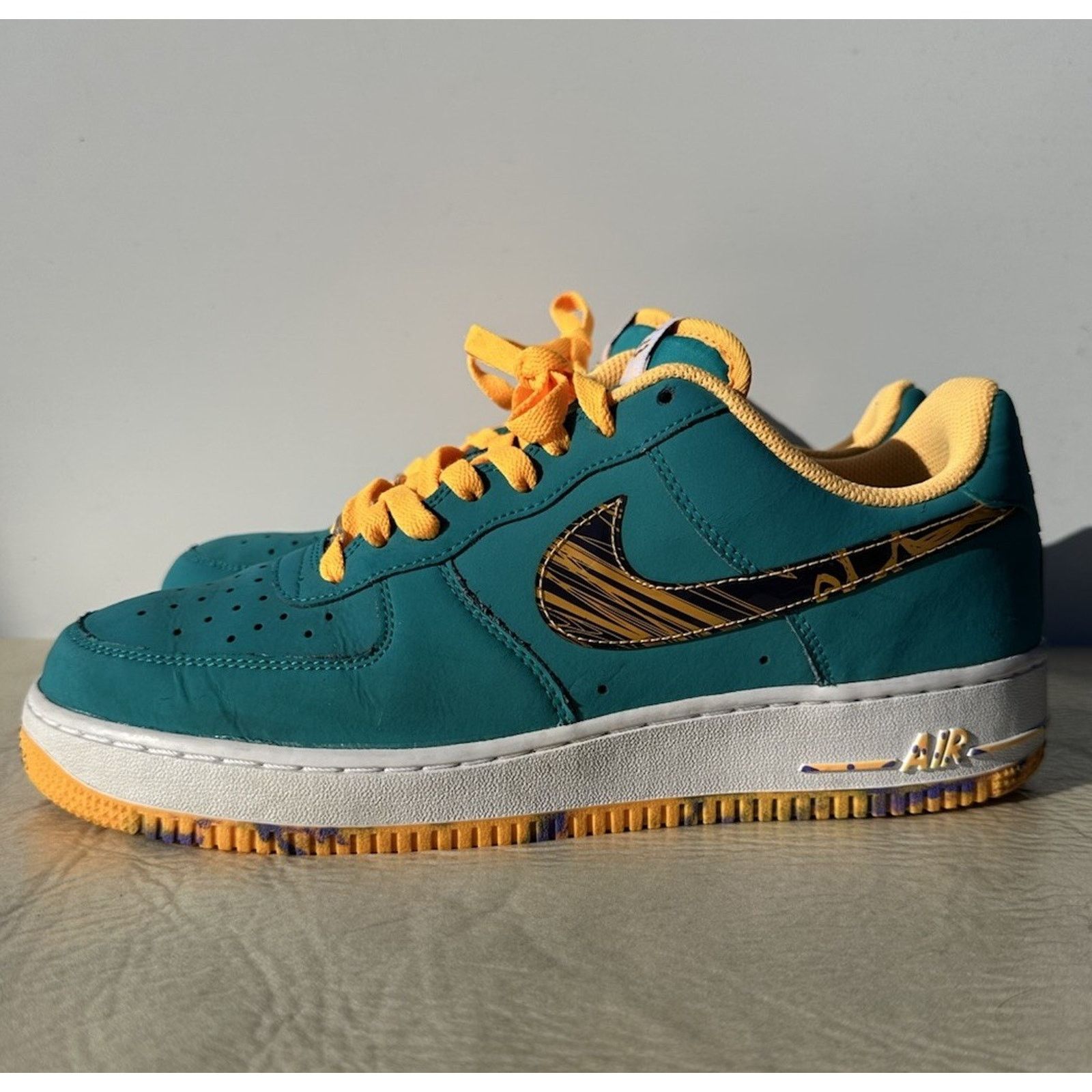 Nike Nike 2013 Air Force 1 Low Marble Swoosh Sneakers Mens10.5 Size US 10.5 / EU 43-44 - 2 Thumbnail