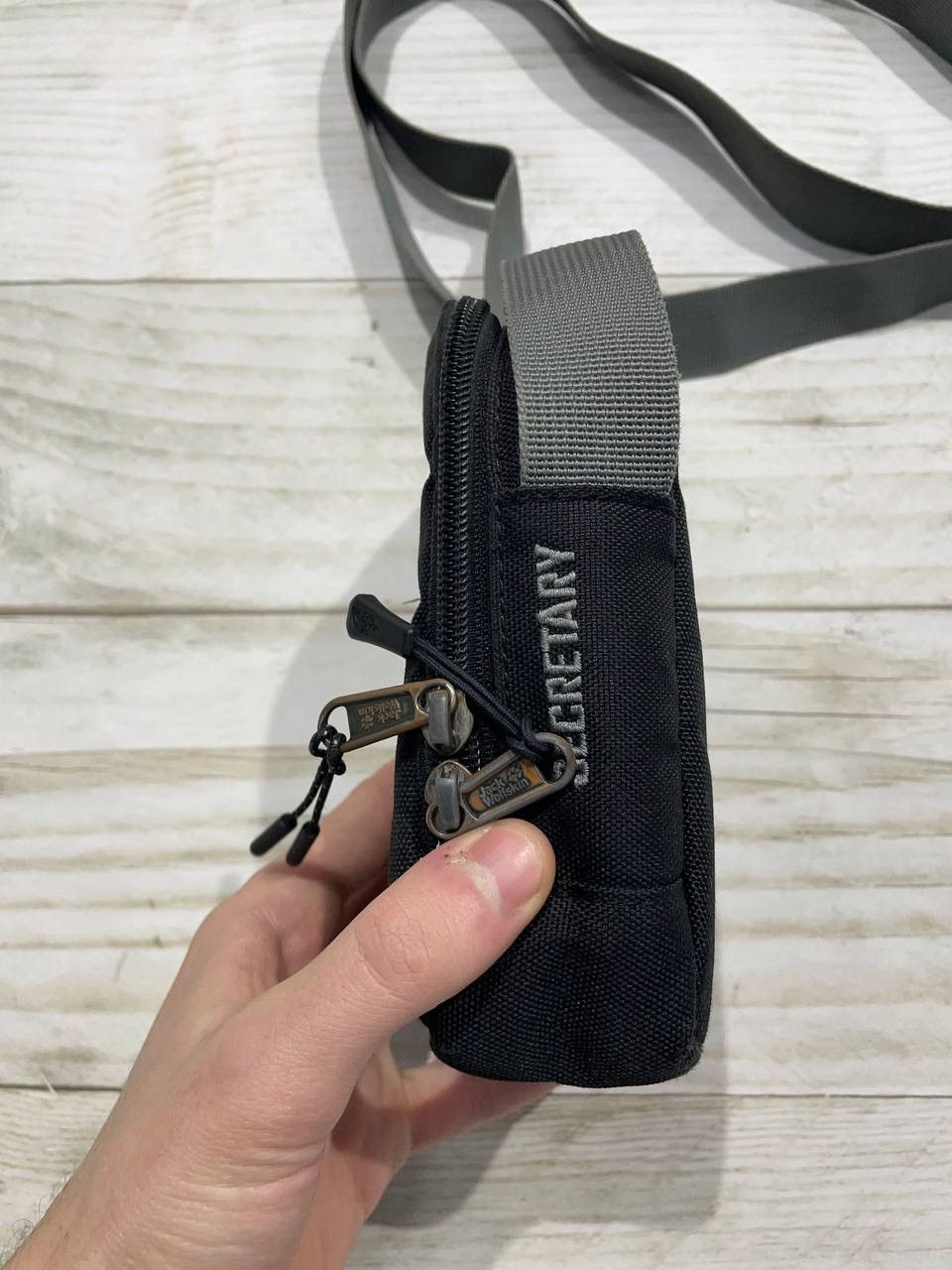 Jack Wolfskin Vintage Jack Wolfskin Messenger Mini Bag Black Y2K Size ONE SIZE - 6 Thumbnail