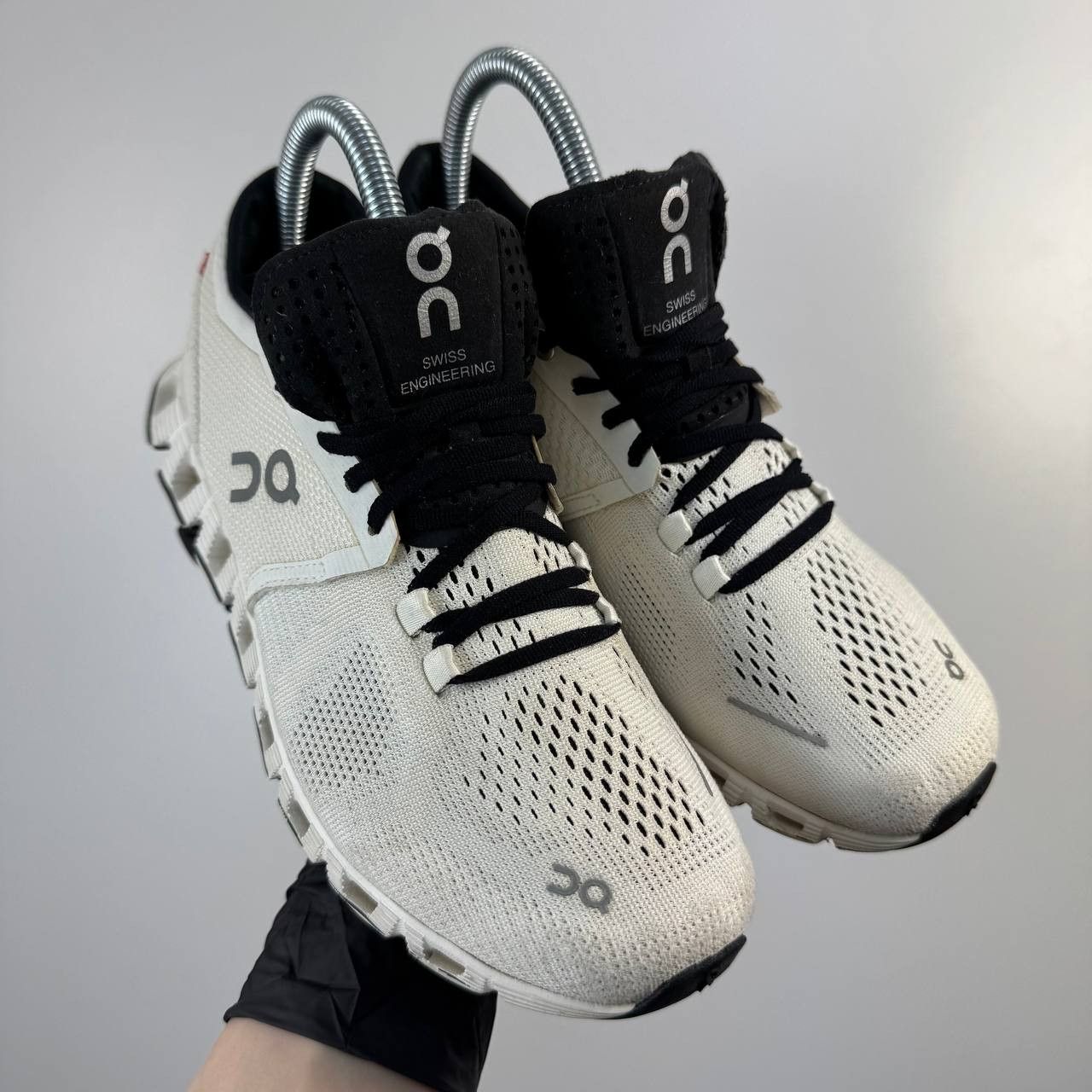 On On Cloudswift Running Shoes White Women US 7 EU 38 Size US 7 / IT 37 - 1 Thumbnail