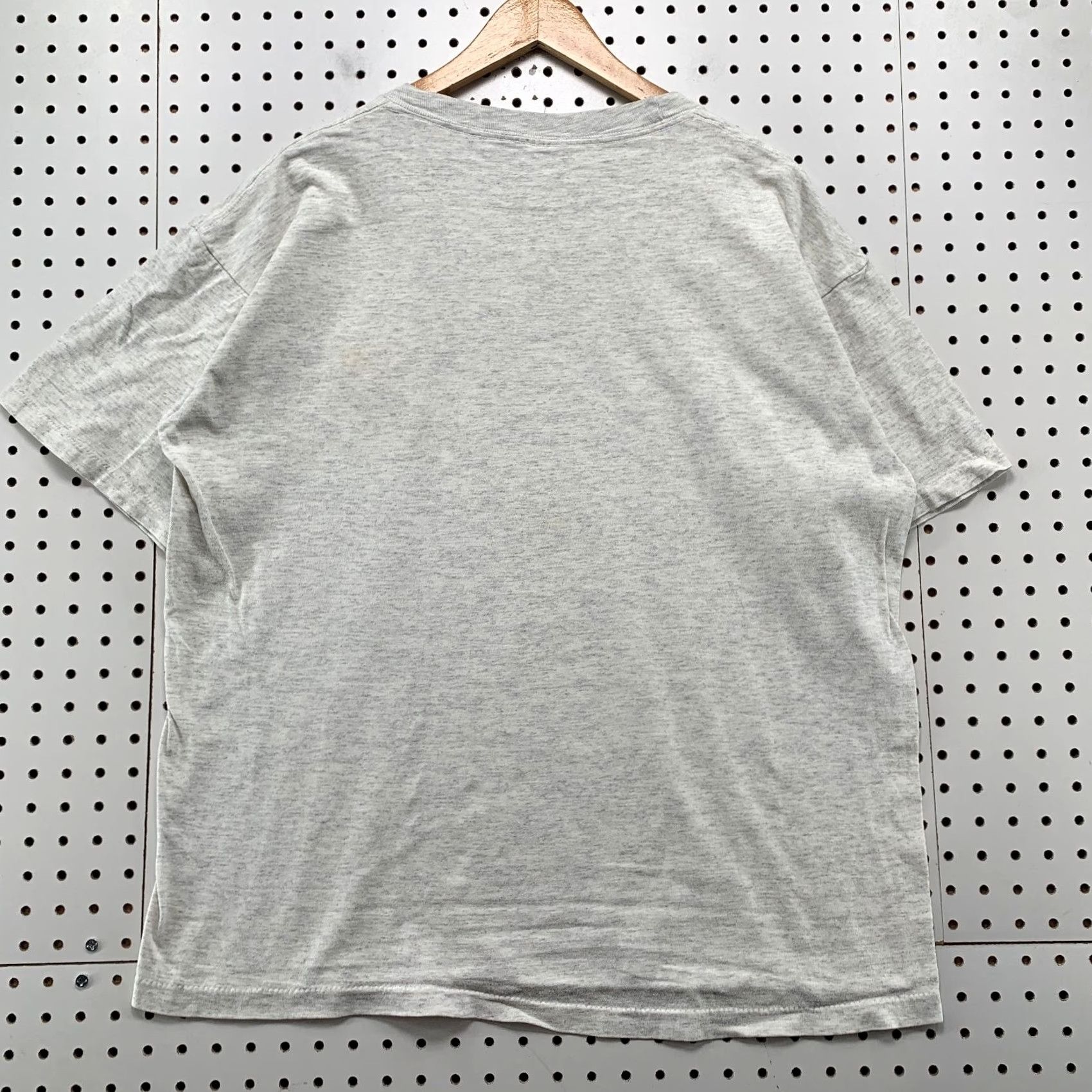 Vintage VINTAGE Nike Shirt Mens L Gray Embroidered Single Stitch Distressed Size US L / EU 52-54 / 3 - 2 Thumbnail