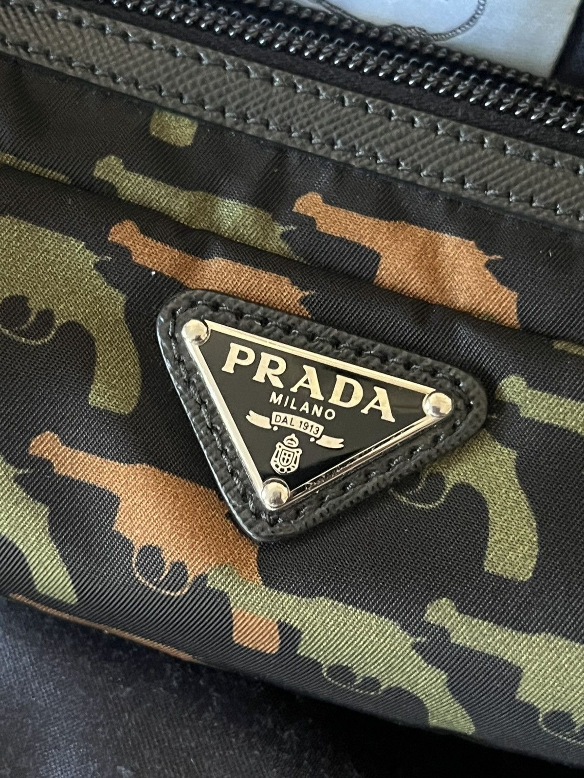 Prada Iconic Gun Print Zip Pouch Size ONE SIZE - 3 Thumbnail
