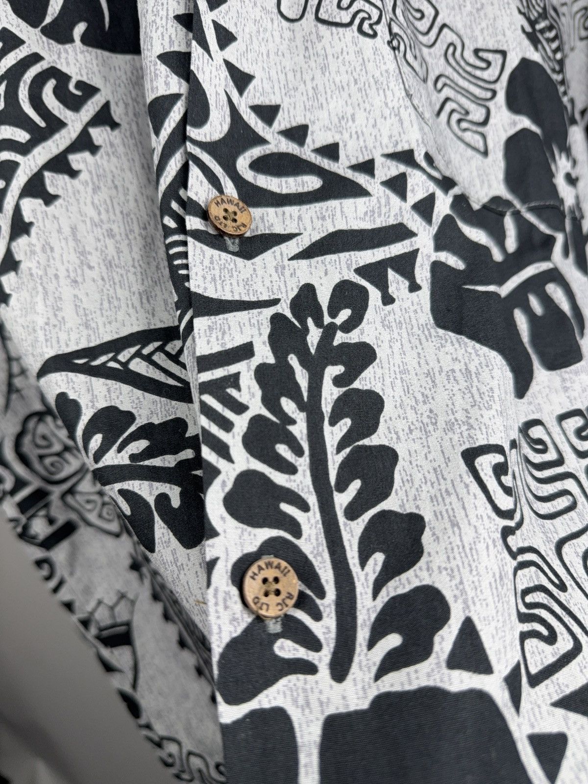 Vintage Retro Vintage Surf RJC Tribal Aloha Shirt Made in Hawaii USA Size US L / EU 52-54 / 3 - 5 Thumbnail