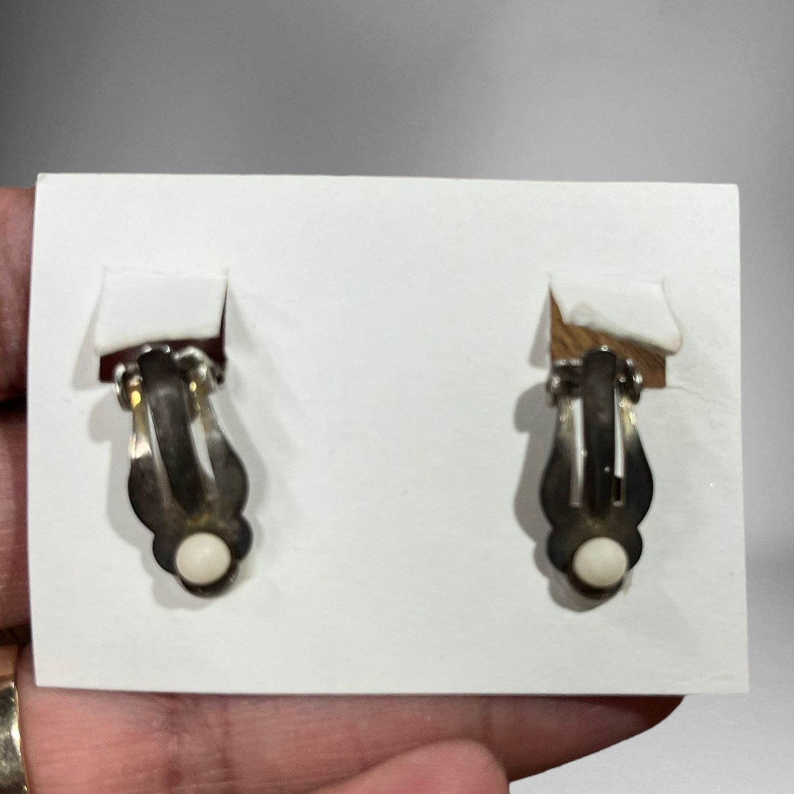 Other Vintage Stone Silver Tone Clip on Earrings Grannycore Jewel Size ONE SIZE - 5 Thumbnail