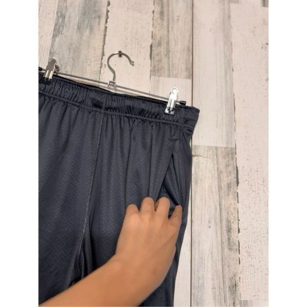 Russell Athletic Russel men shorts size s Size US 26 / EU 42 - 6 Thumbnail