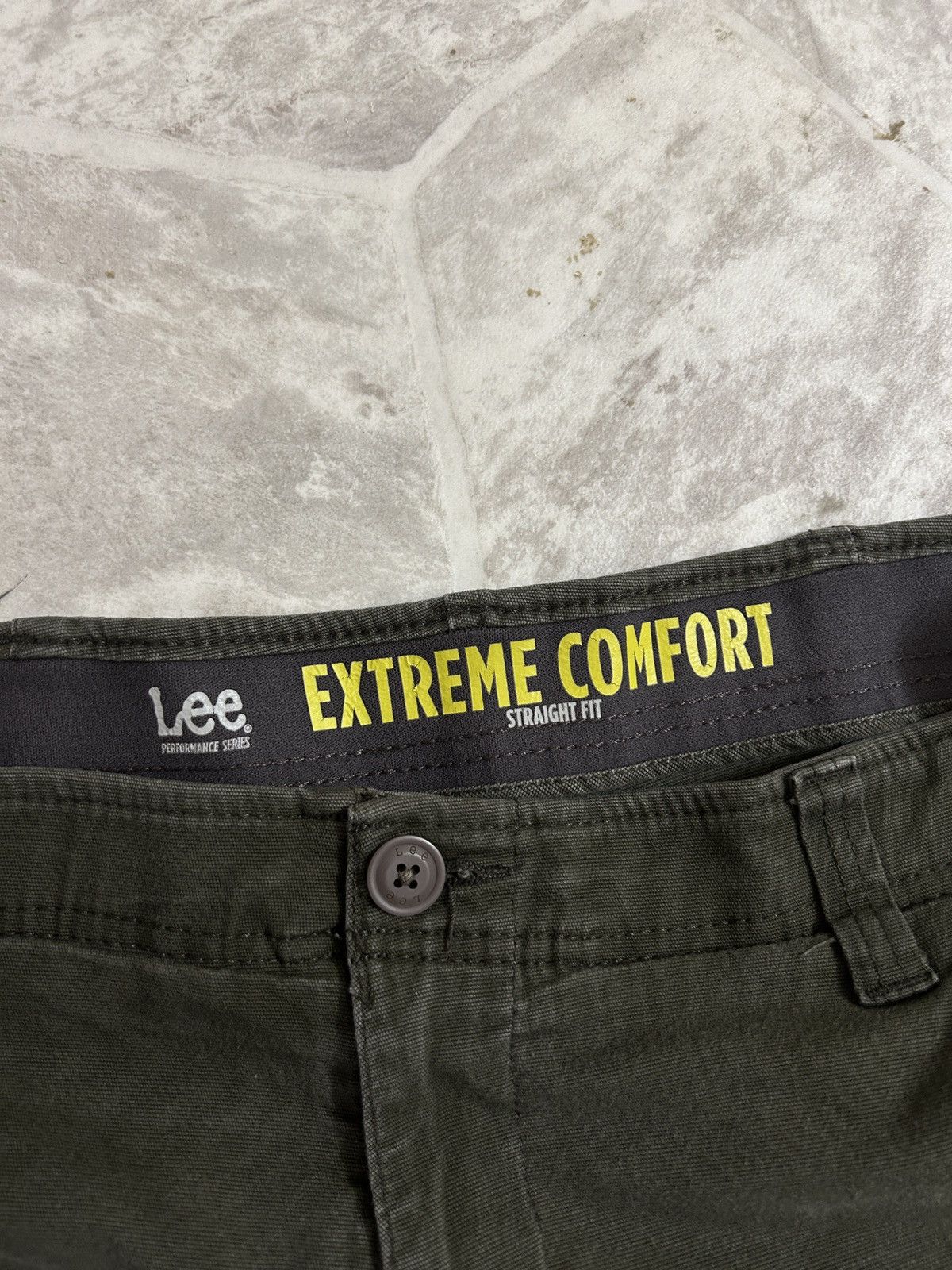 Lee Lee Olive Green Relaxed fit cargo pants Size US 34 / EU 50 - 5 Thumbnail