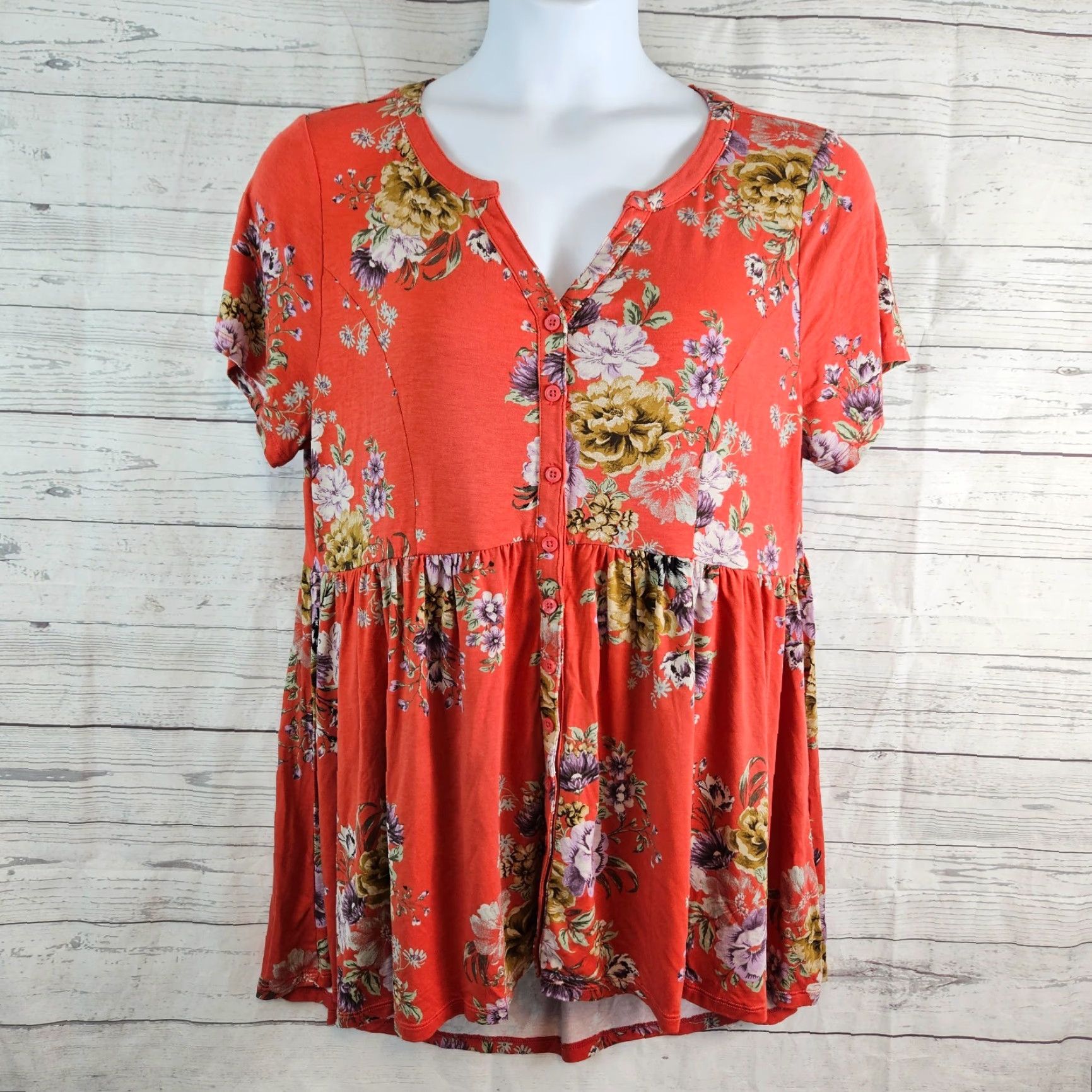 Torrid Torrid Blouse Shirt Womens Plus 2X Red Floral Short Sleeve Pullover Knits Top Season Spring Summer Casual Size XXL / US 16-18 / IT 52-54 - 2 Thumbnail