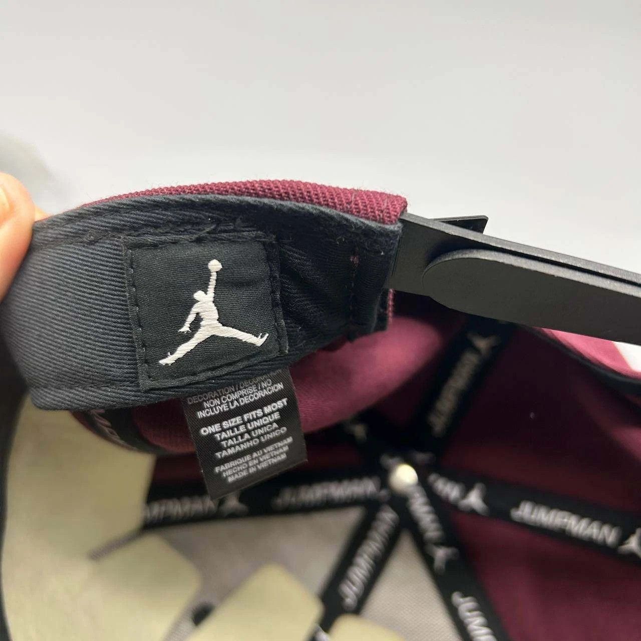 Jordan Brand Air Jordan 23 Hat Men Embroidered Logo Jumpman Snap Back Cap Size ONE SIZE - 3 Thumbnail