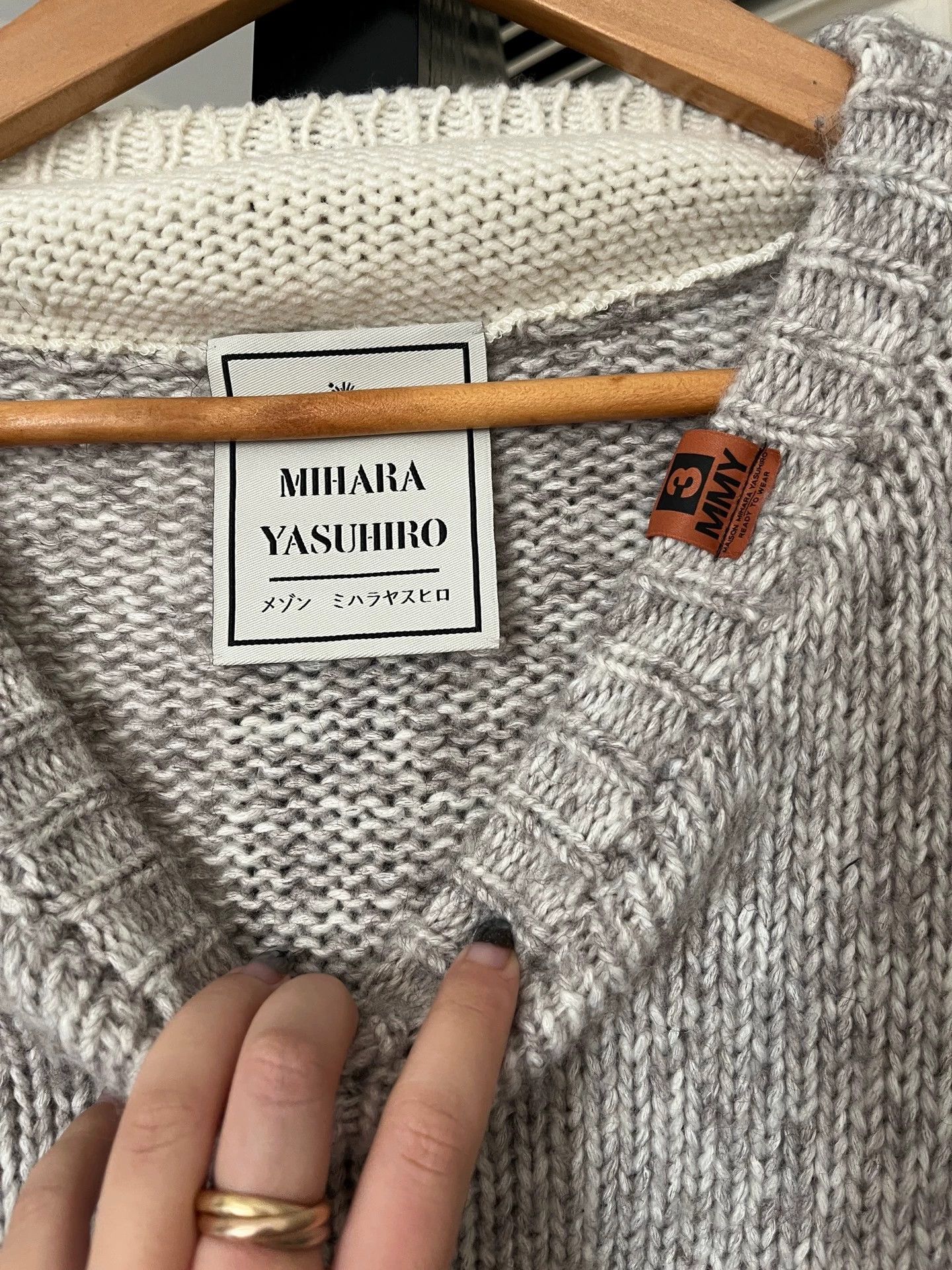 Maison MIHARA YASUHIRO MIHARA YASUHIRO WOMENS 99 NEW OS SHRT LS THICK SWEATER Size ONE SIZE - 2 Thumbnail