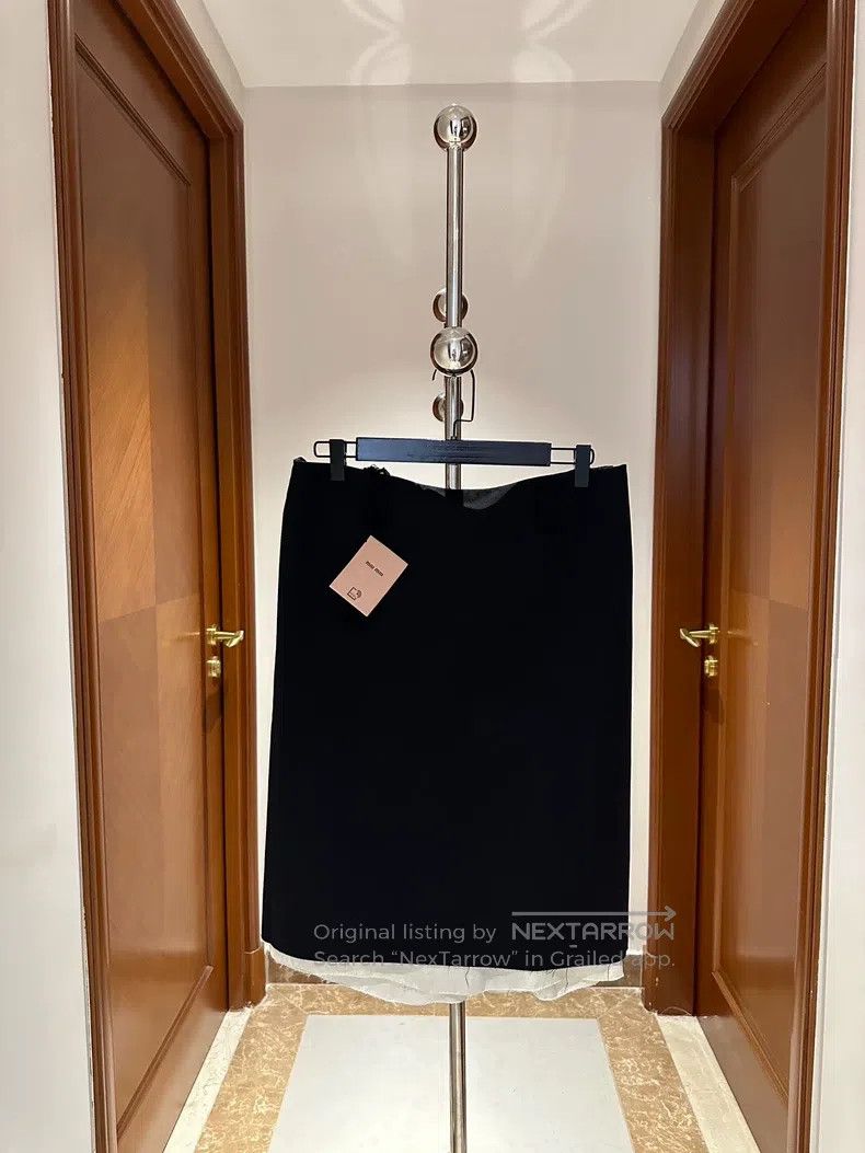 Miu Miu Miu Miu 38 overskirt Size 37" - 1 Thumbnail