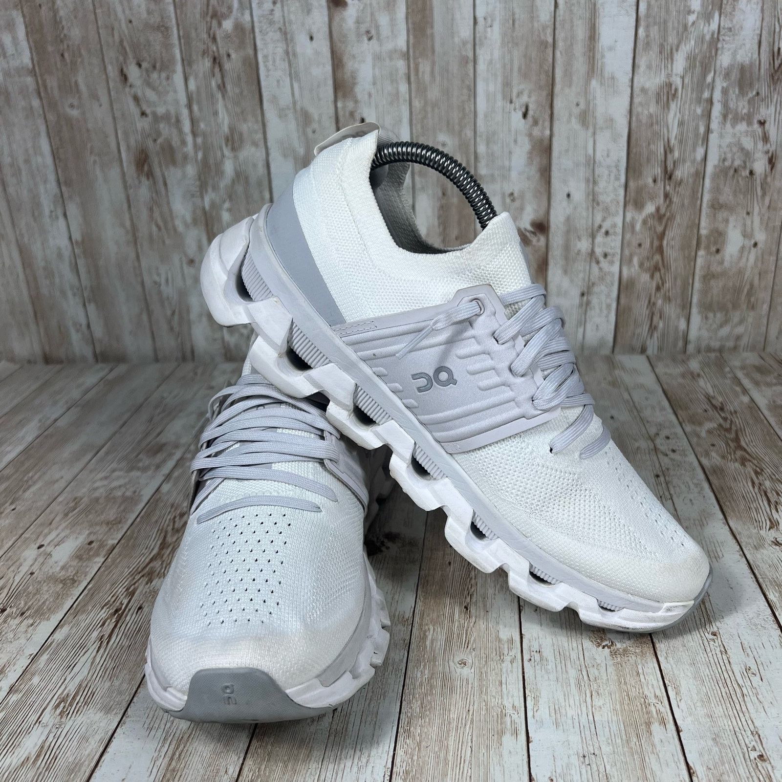 On On Womens cloudswift 3 Womens 10.5 white grey Size US 10.5 / IT 40.5 - 7 Thumbnail