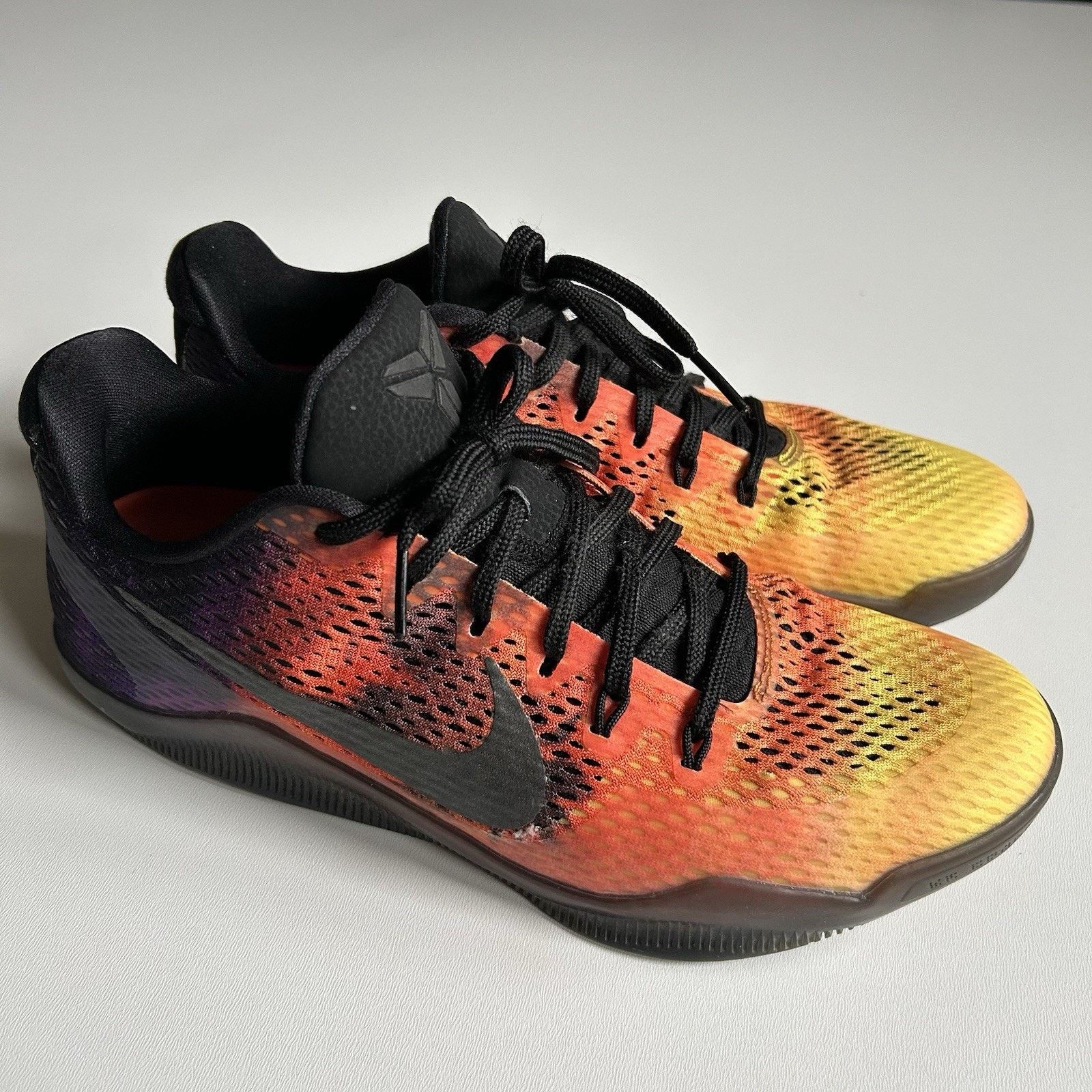 Nike Nike Kobe Bryant 11 Sunset Basketball Shoe Men's Size US 9.5 Size US 9 / EU 42 - 3 Thumbnail