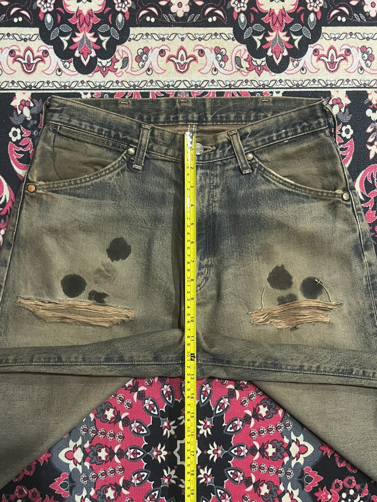 JNCO ⚡️Ripped⚡️Vintage Wrangler Distressed Stain Mud Washed Jorts Size US 30 / EU 46 - 13 Thumbnail