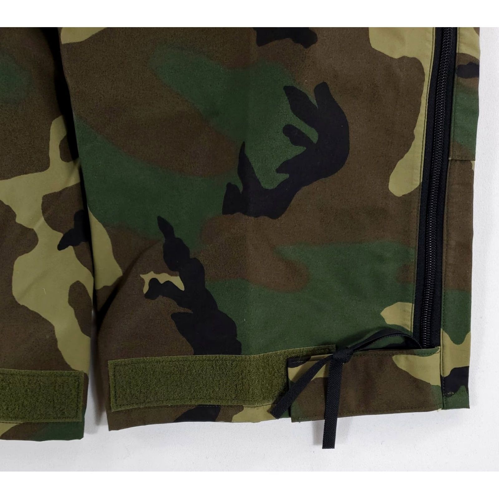 Vintage US Military Extended Cold Weather Trouser Woodland Camo GTX Mens L Reg NWT Size US 33 - 5 Thumbnail