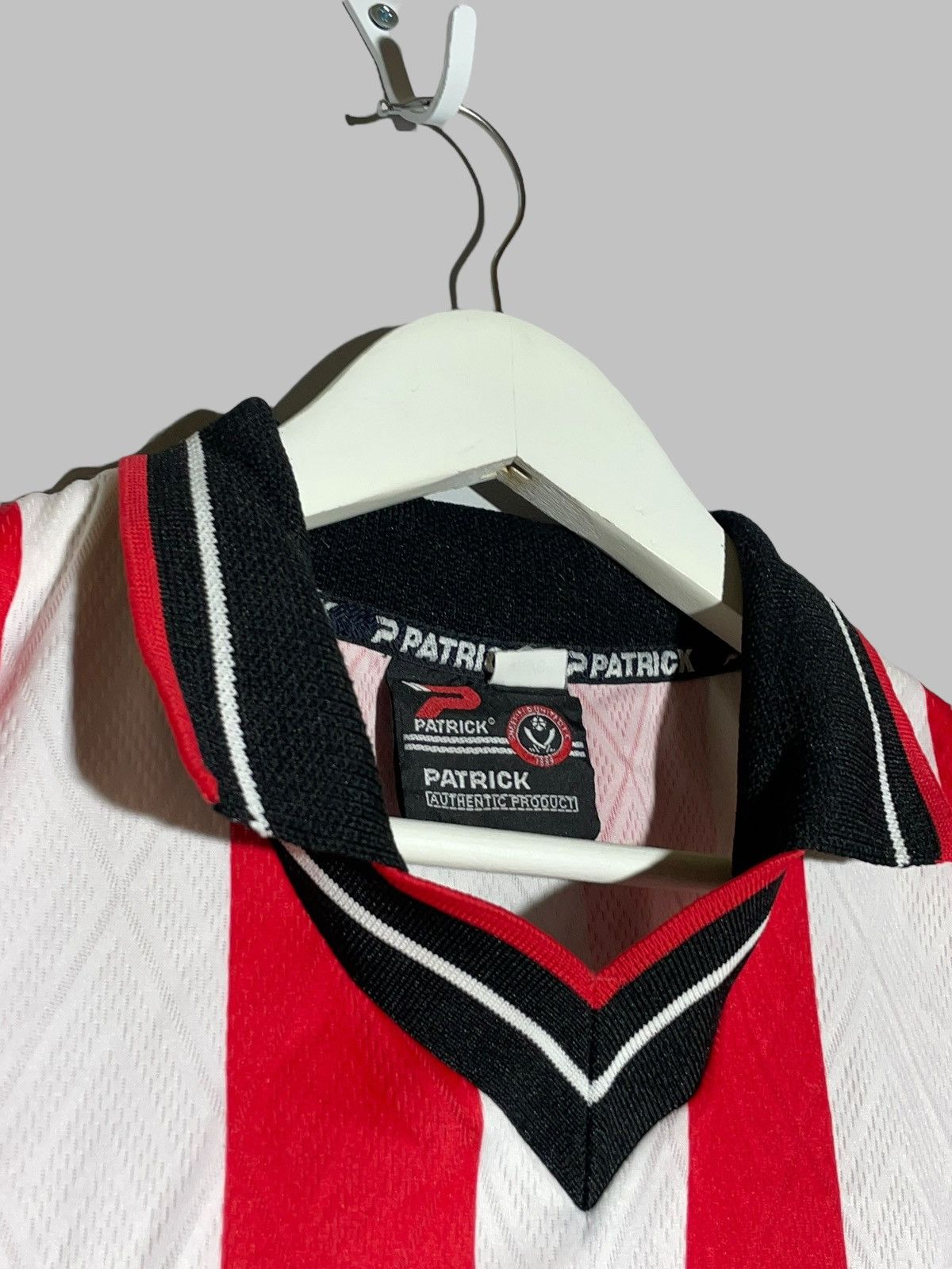 Vintage Sheffield United Patrick 2001/02 Vintage Home Football Shirt Size US XL / EU 56 / 4 - 11 Thumbnail