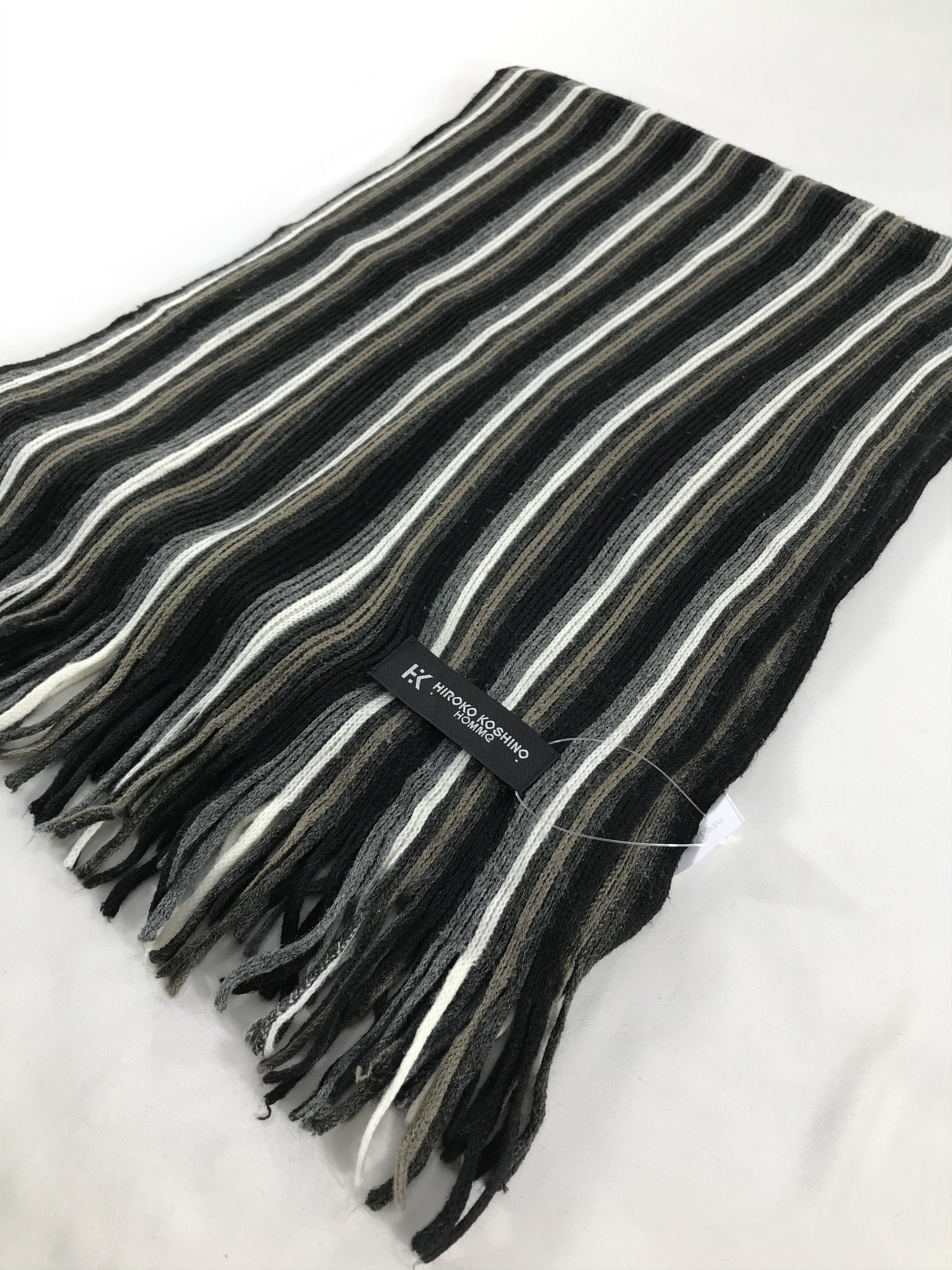 Hiroko Koshino Homme Hiroko Koshino Homme Scarf / Muffler / Neckwear - WW3026 Size ONE SIZE - 3 Thumbnail