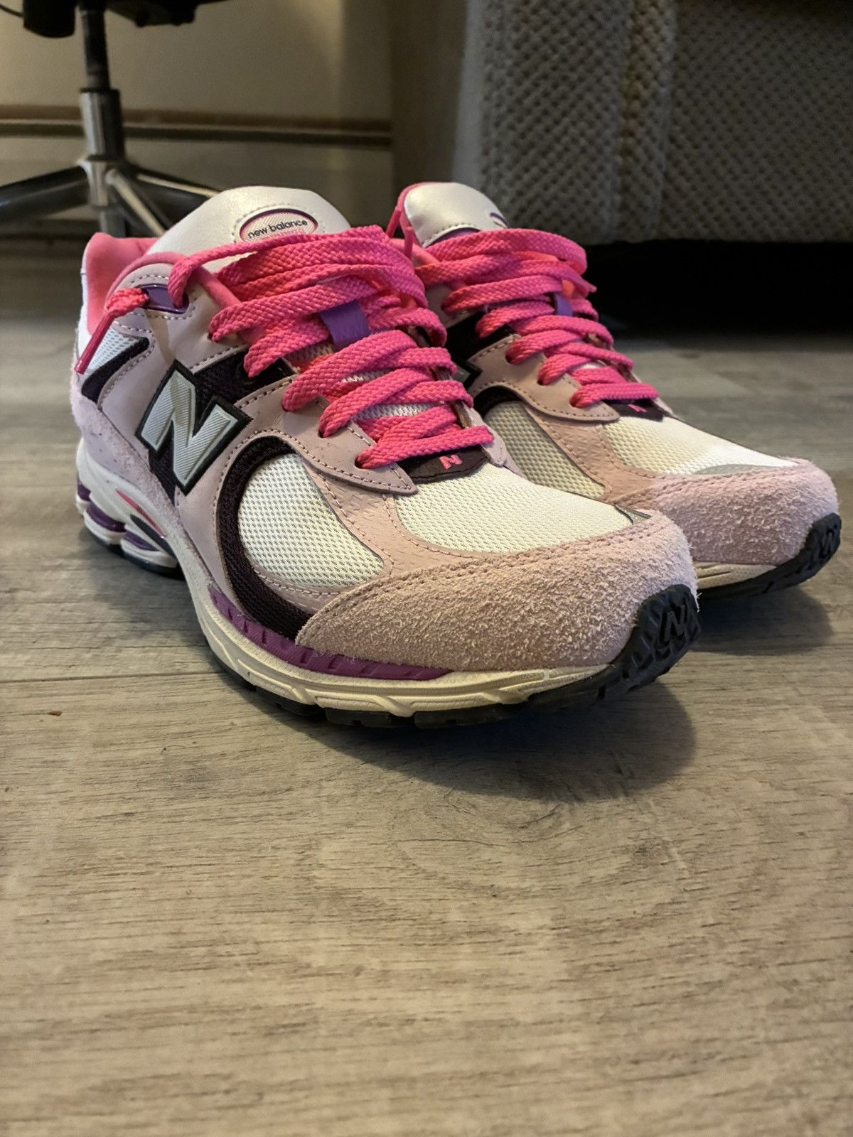 New Balance New balance 2002r Size US 9 / EU 42 - 4 Thumbnail