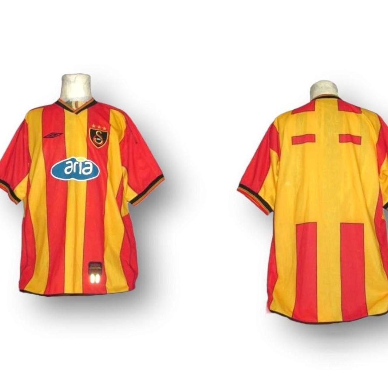 Umbro Fc Galatasaray SK Turkey 2002 2003 Home shirt jersey Size US XL / EU 56 / 4 - 4 Thumbnail