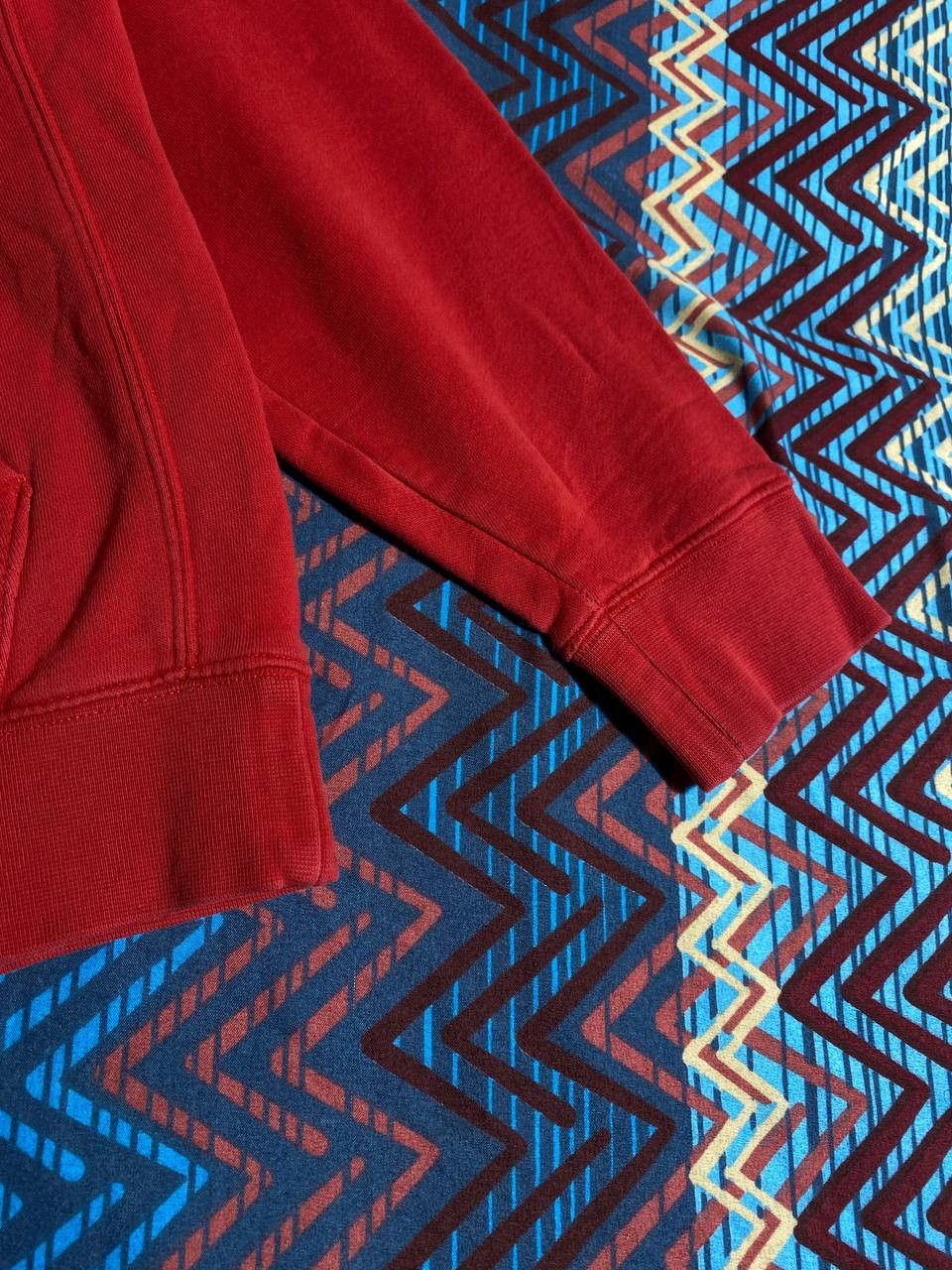 Nike vintage Nike big logo red Sweatshirt L.F.C. hoodie Y2K Size US S / EU 44-46 / 1 - 9 Thumbnail