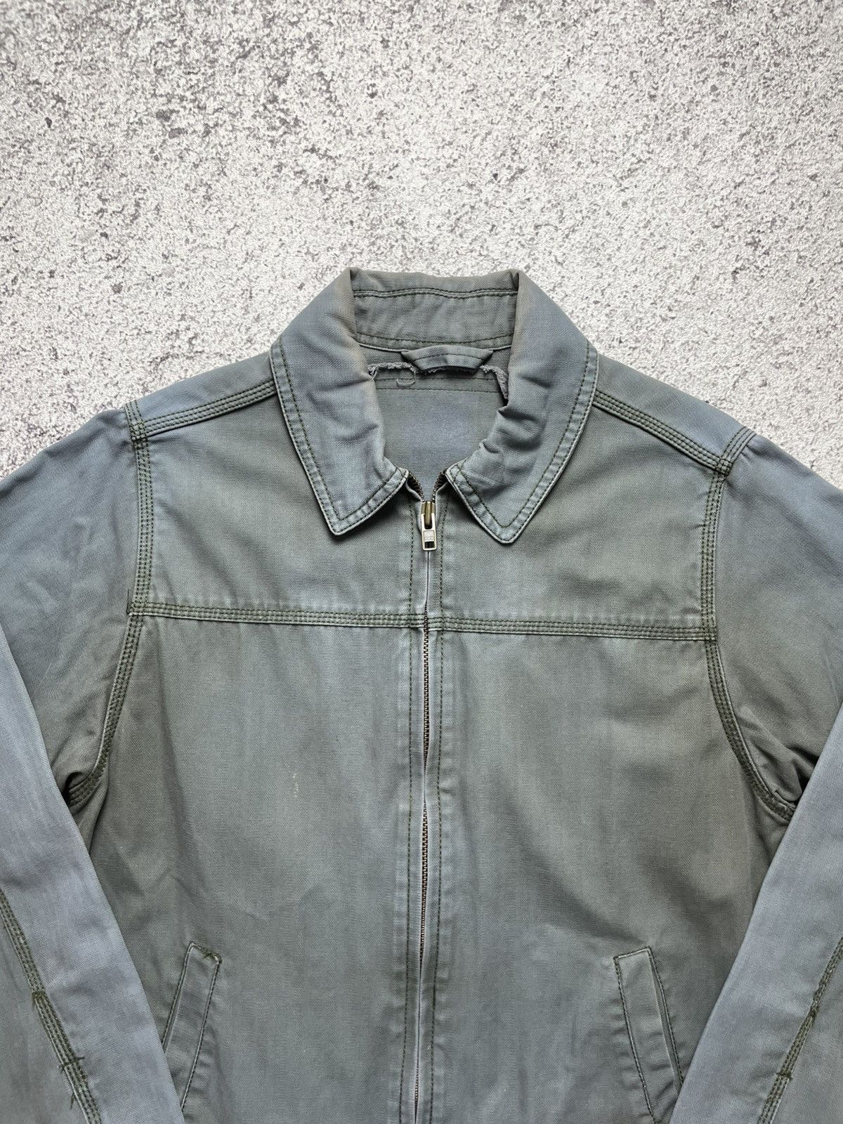 Japanese Brand HBT Thrashed Sun Faded Work Jacket Boxy Fit Round Collar Size US S / EU 44-46 / 1 - 2 Thumbnail