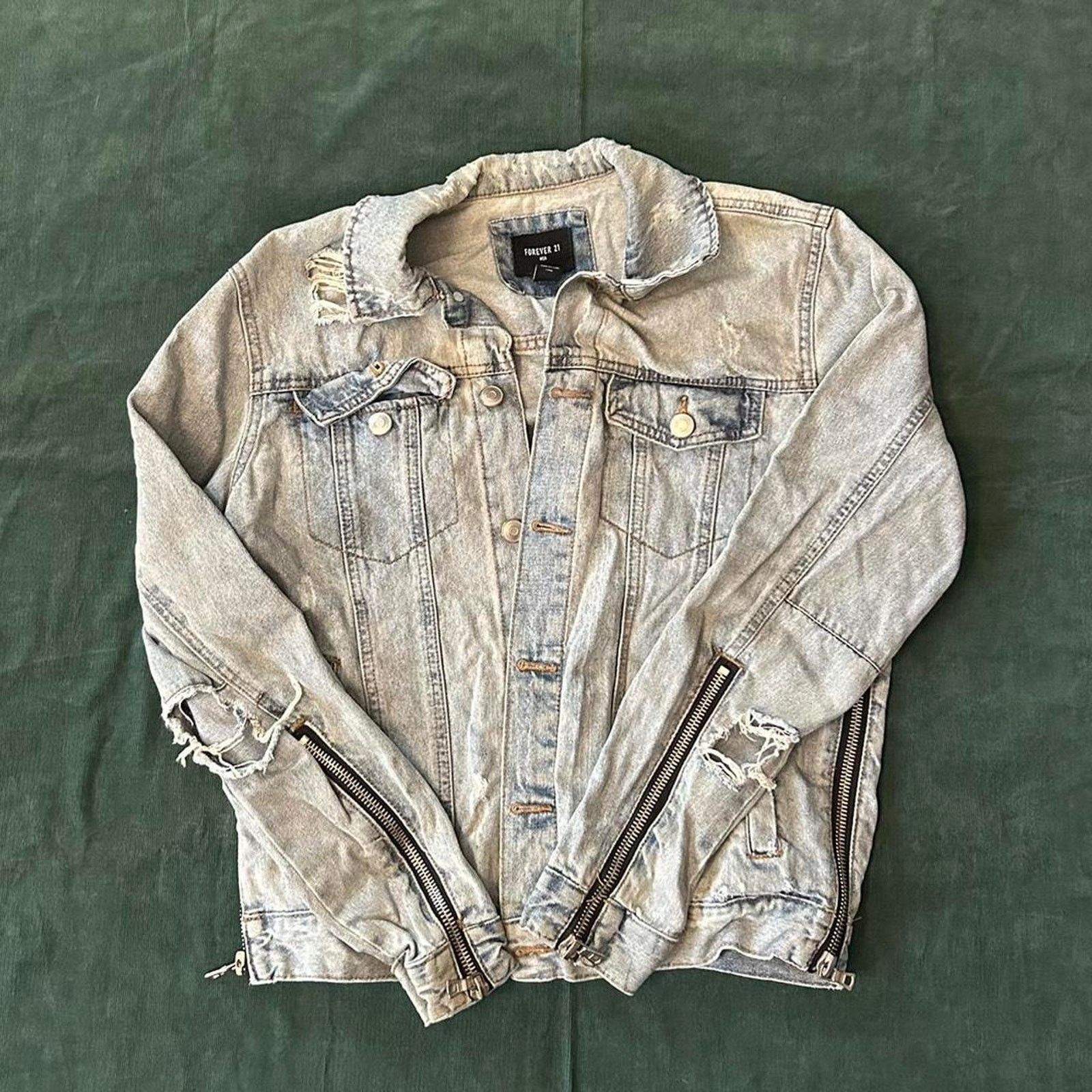 Forever 21 Y2k forever 21 distressed denim jacket Size US S / EU 44-46 / 1 - 1 Thumbnail
