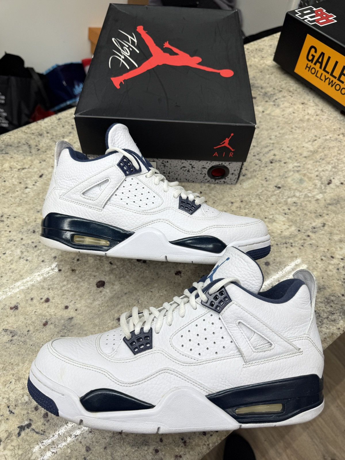 Jordan Brand Jordan 4 Retro Columbia 2015 Size US 9.5 / EU 42-43 - 1 Thumbnail
