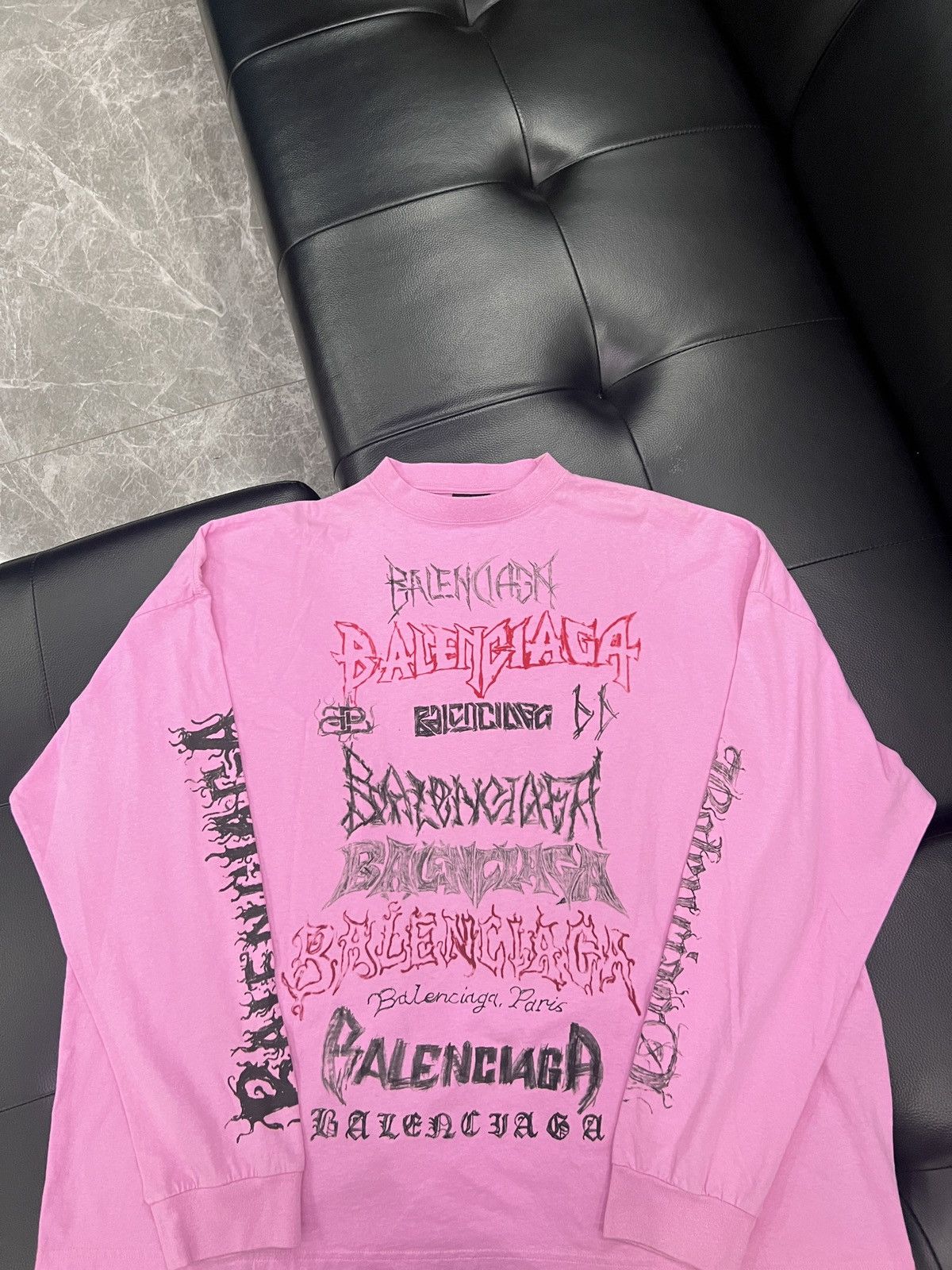 Balenciaga Balenciaga SS24 Lunar New Year Sanskrit Graffiti Long Sleeve Size US XL / EU 56 / 4 - 3 Thumbnail