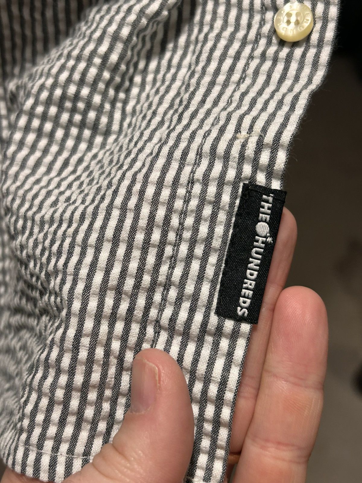 The Hundreds 2010 The Hundreds Bomb searsucker button up polo Size US L / EU 52-54 / 3 - 8 Thumbnail