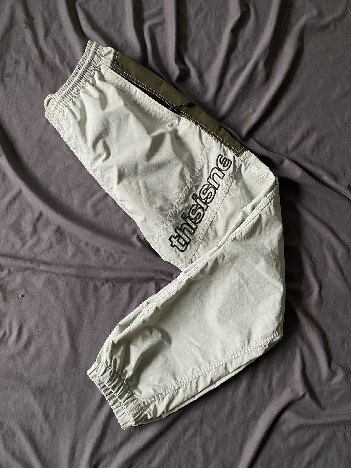 thisisneverthat Thisisneverthat Nylon Jogger Pants Size US 34 / EU 50 - 2 Thumbnail
