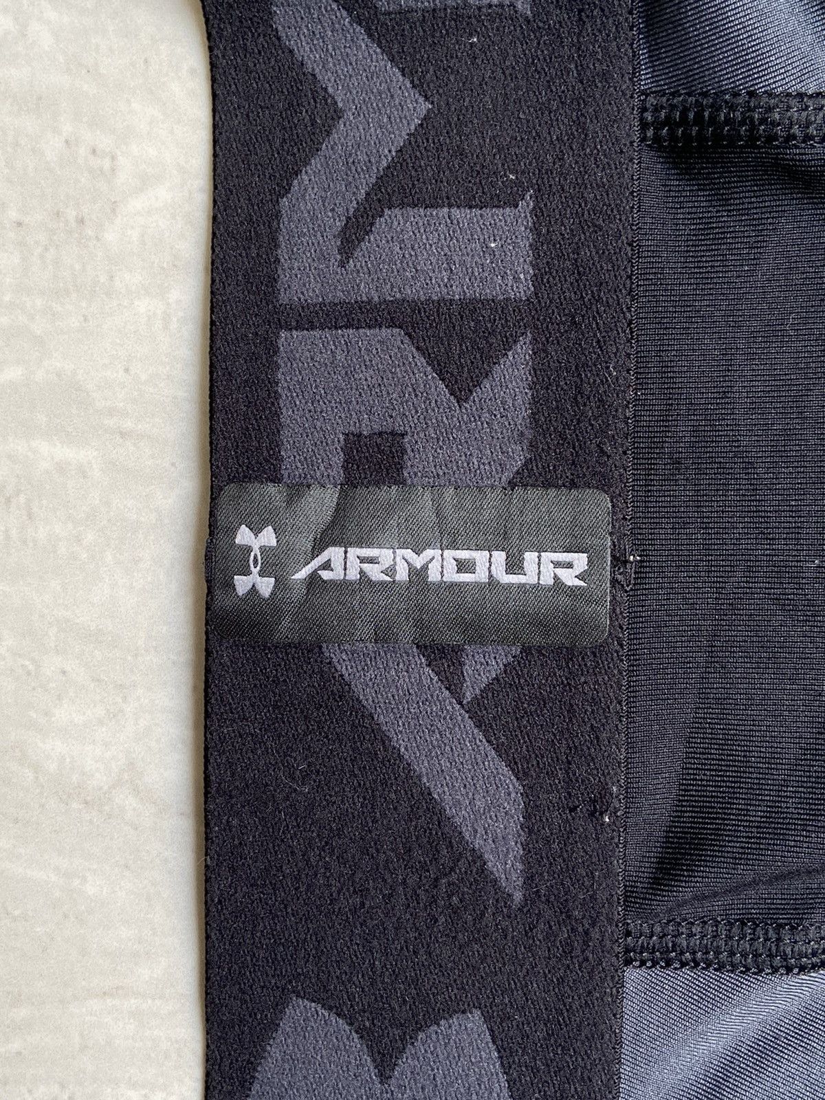 Under Armour Under Armour Heatgear Shorts Size US 26 / EU 42 - 7 Thumbnail