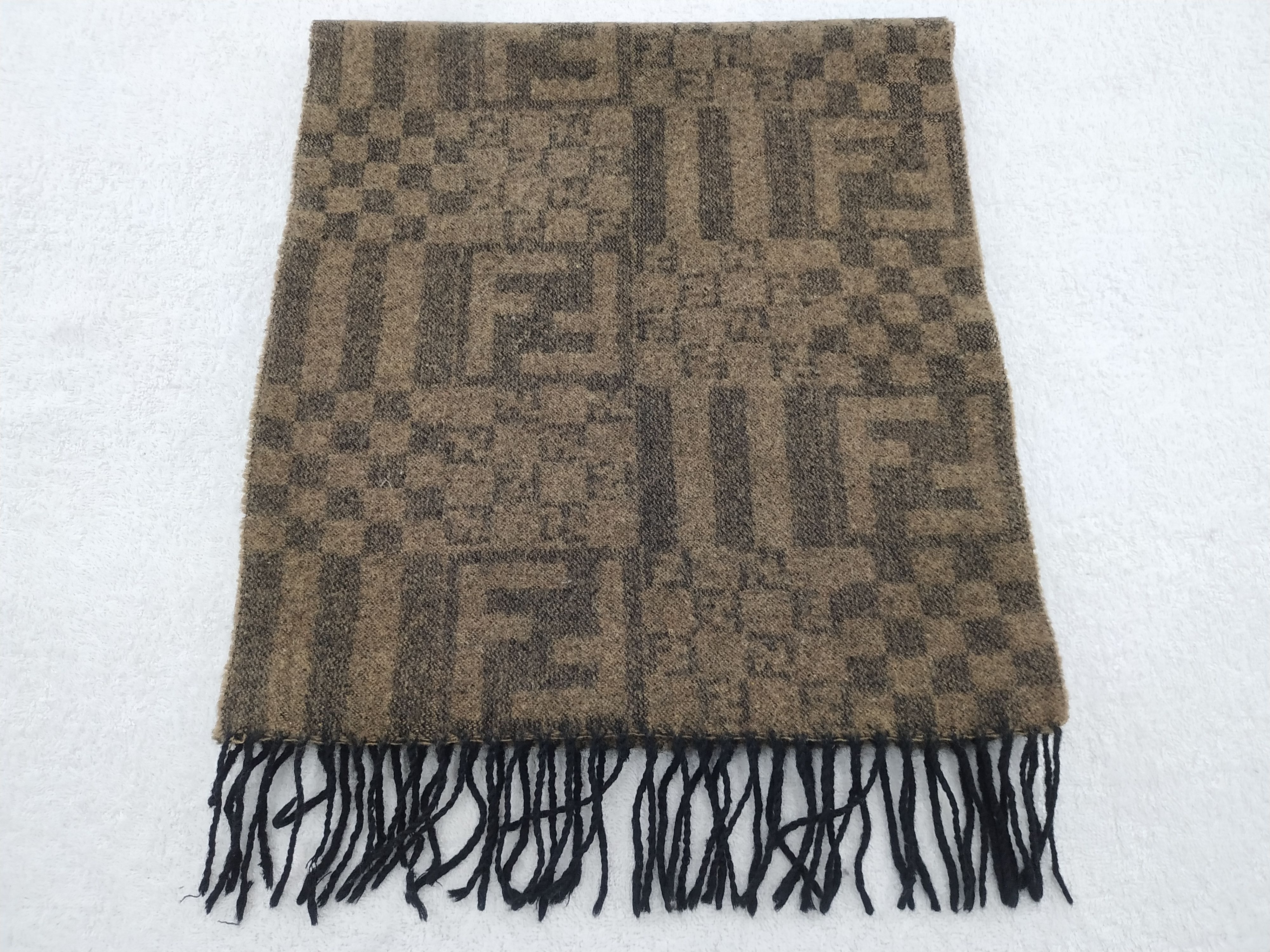 Fendi Vintage Fendi Scarf/Muffler/Neckwear MF423 Size ONE SIZE - 1 Thumbnail
