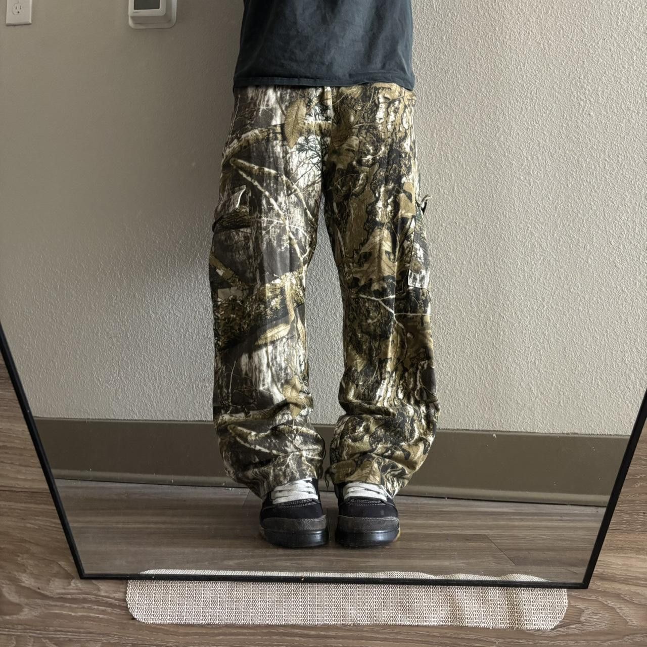 Japanese Brand Crazy Vintage Y2K/2000s Tree Camo Skater Cargo Pants! 28x28 Size US 28 / EU 44 - 1 Thumbnail